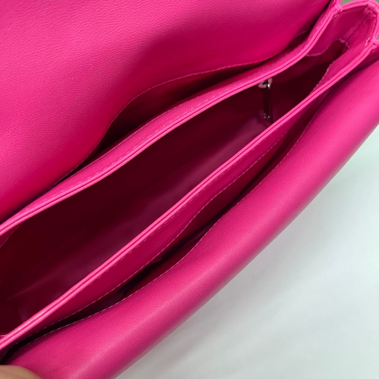 Chanel - Timeless/Classique - Leather - Pink - (medium)