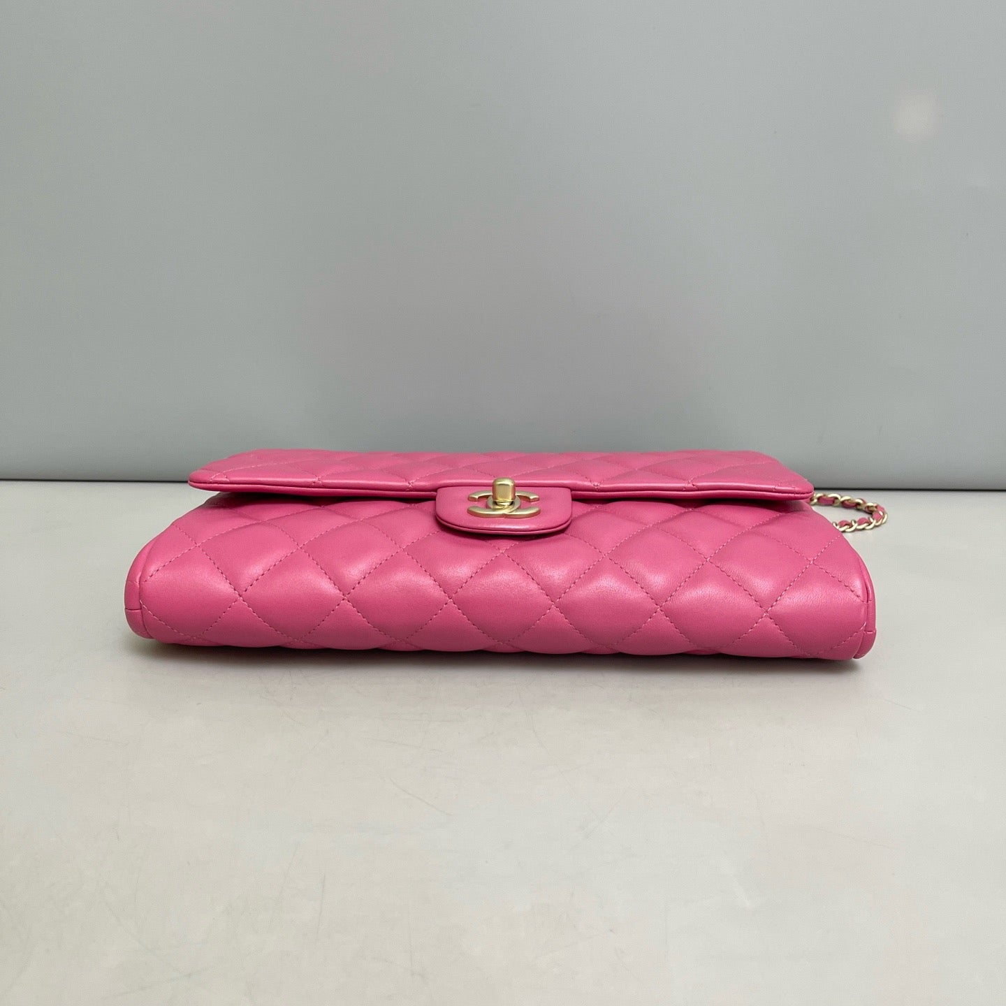 Chanel - Timeless/Classique - Leather - Pink - (medium)