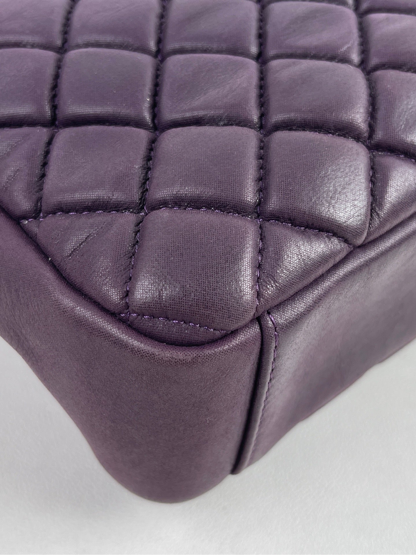 Chanel - Timeless/Classique - Leather - Purple - (medium)