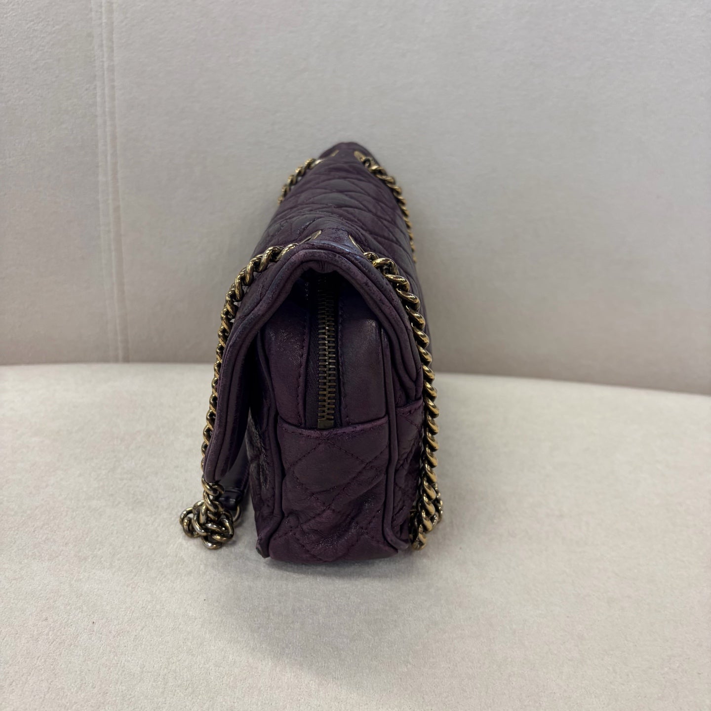 Chanel - Timeless/Classique - Leather - Purple - (medium)
