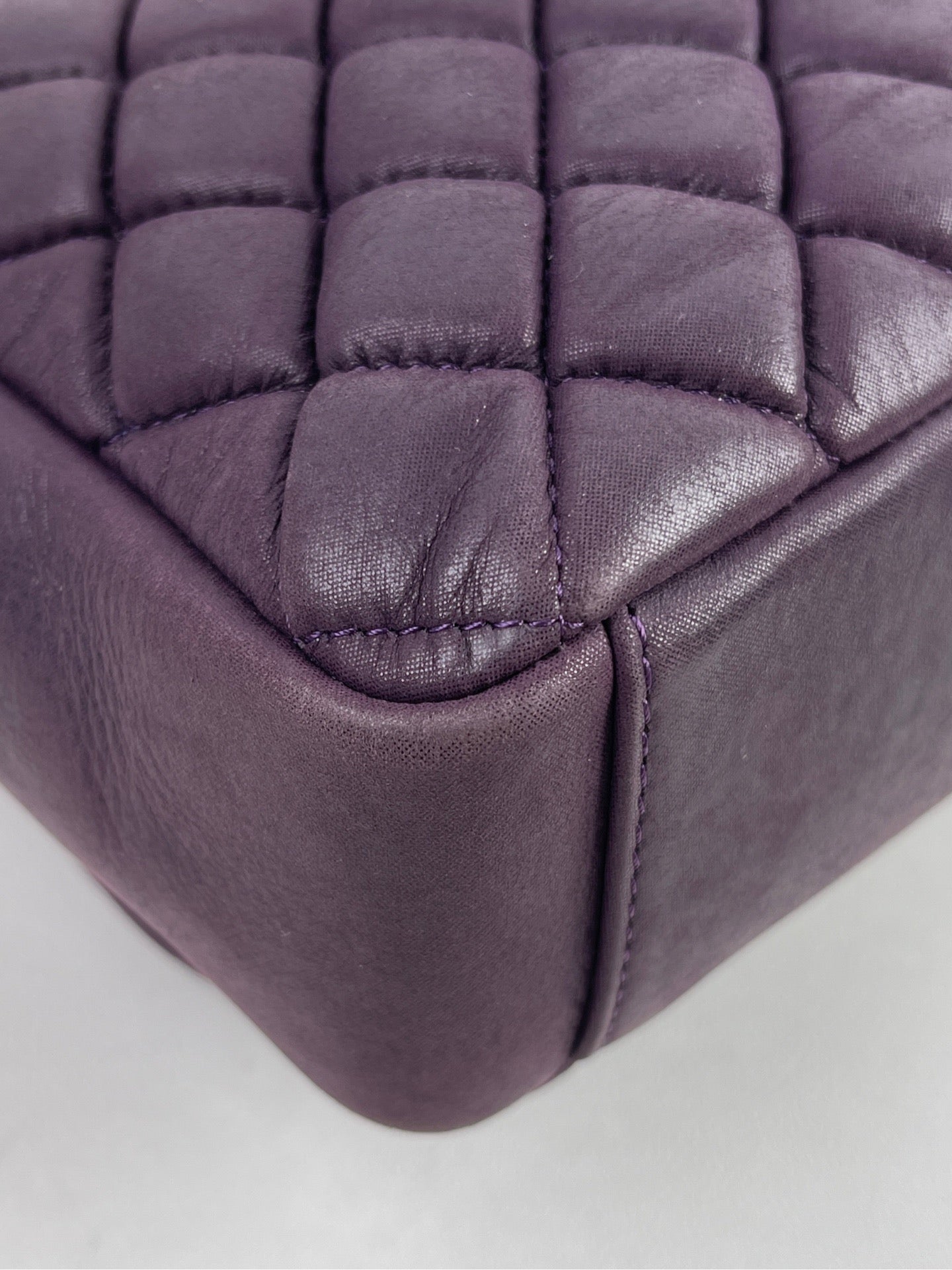 Chanel - Timeless/Classique - Leather - Purple - (medium)