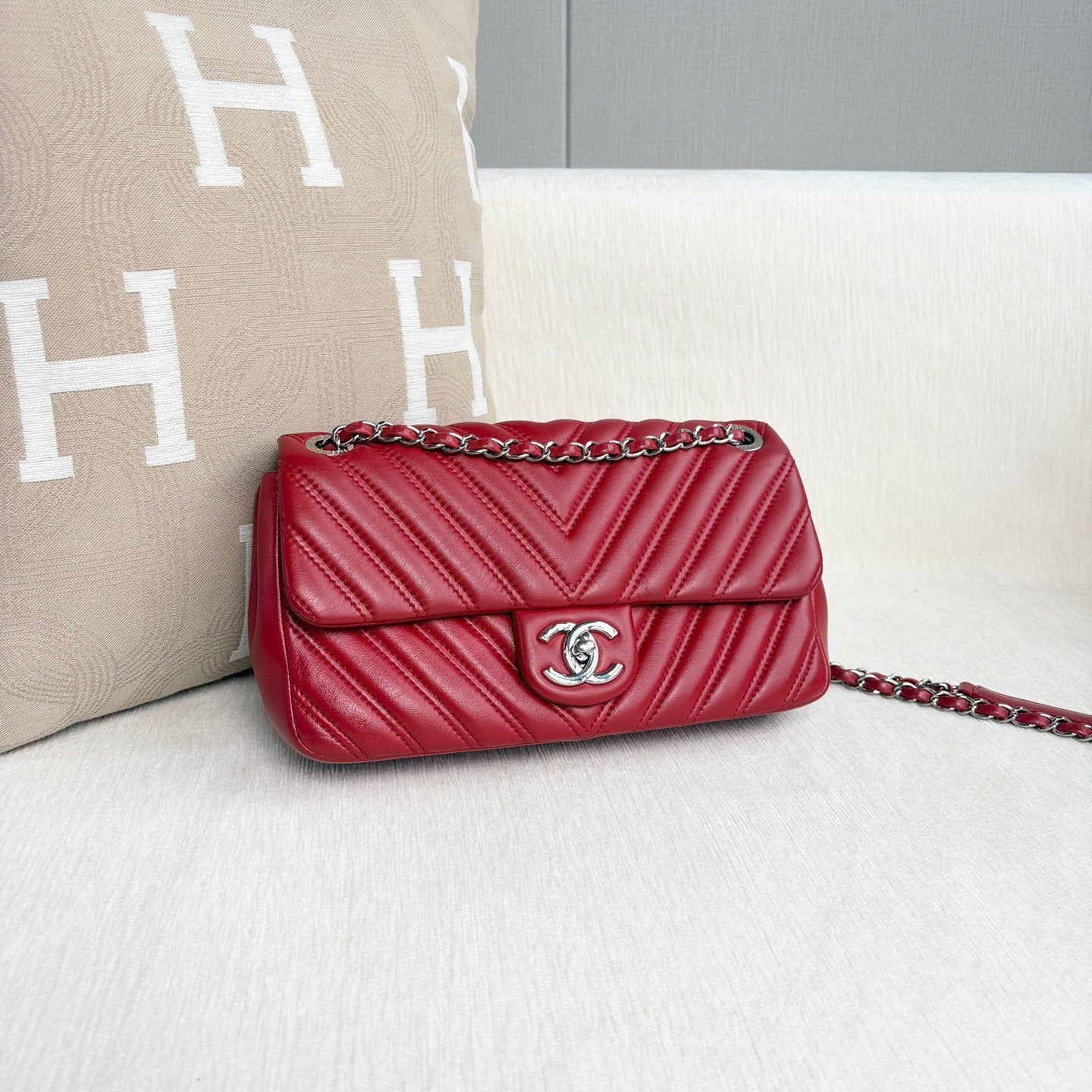 Chanel - Timeless/Classique - Leather - Red - (medium)