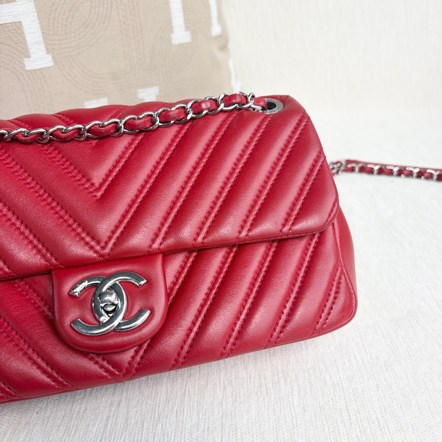 Chanel - Timeless/Classique - Leather - Red - (medium)