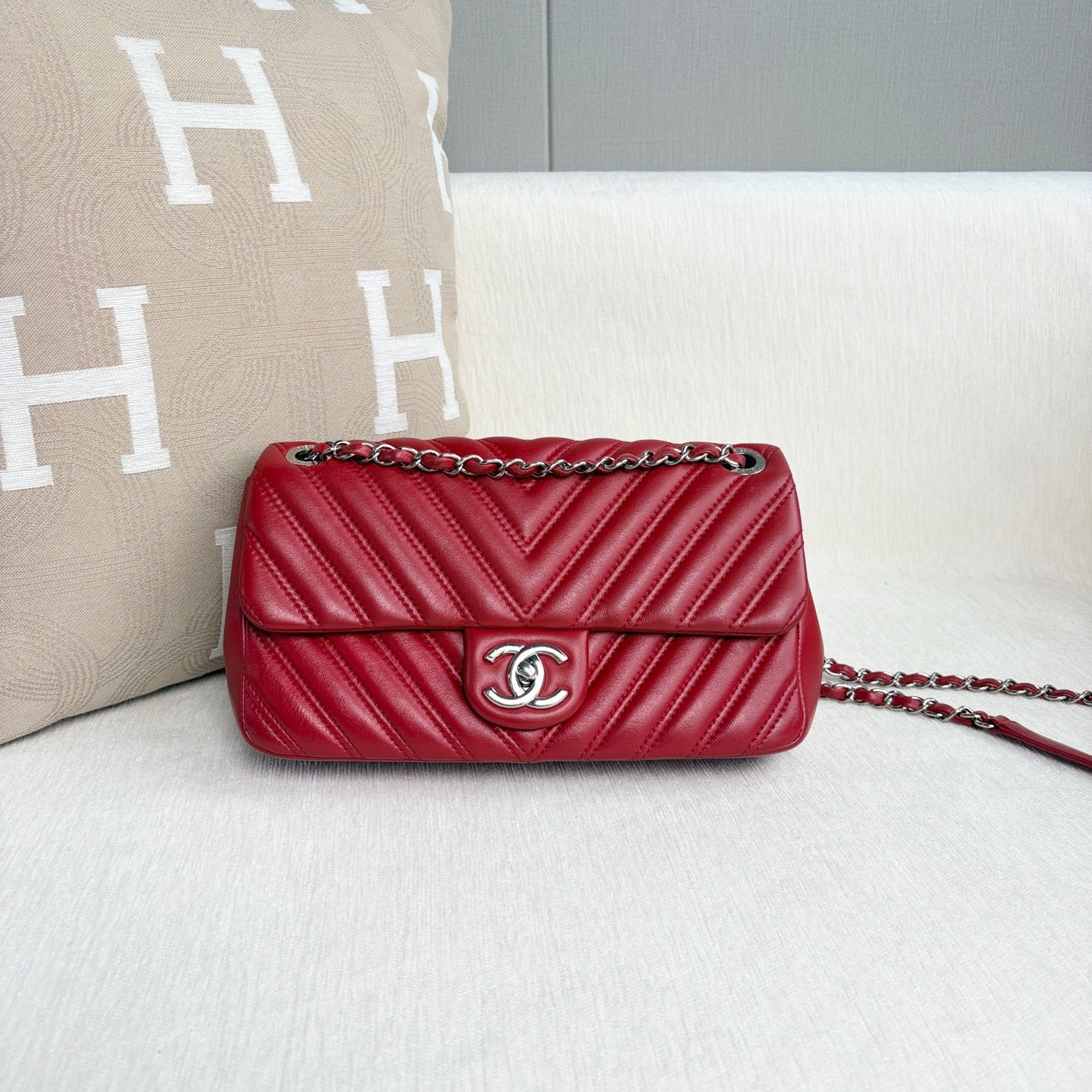 Chanel - Timeless/Classique - Leather - Red - (medium)