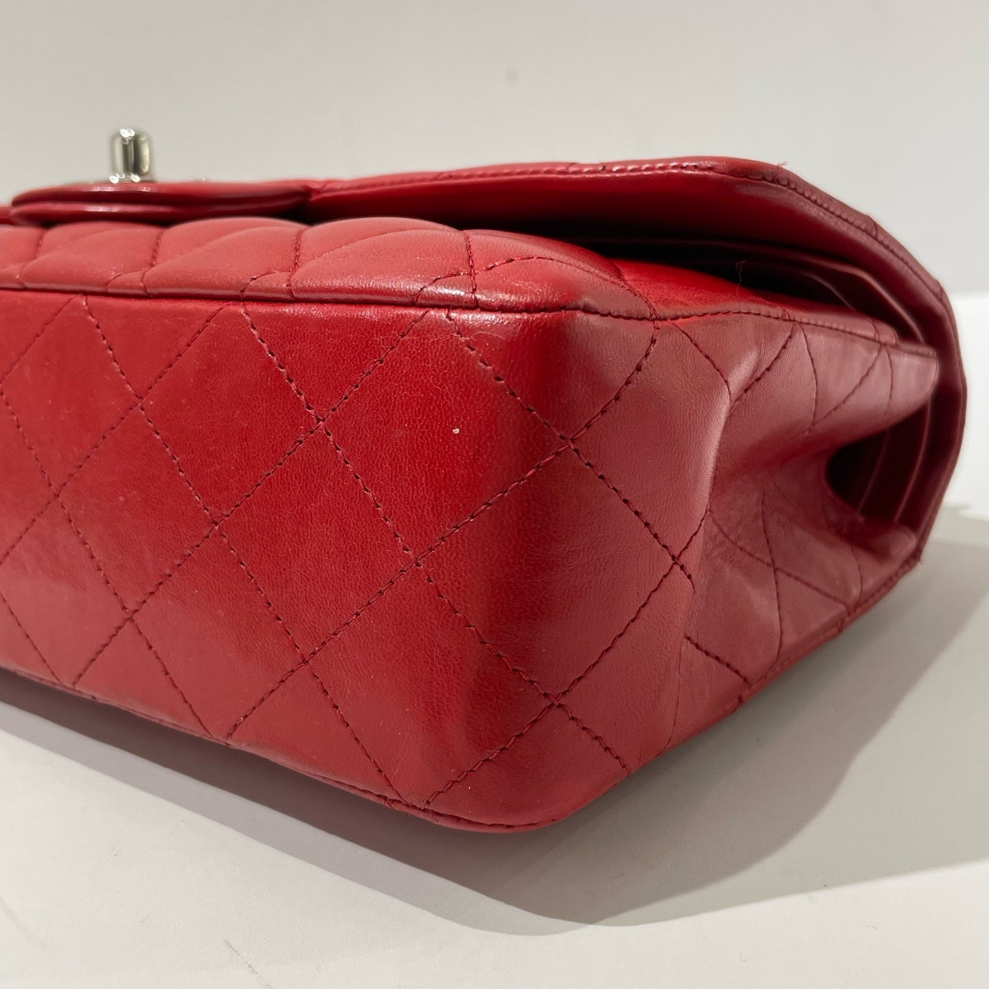 Chanel - Timeless/Classique - Leather - Red - (medium)