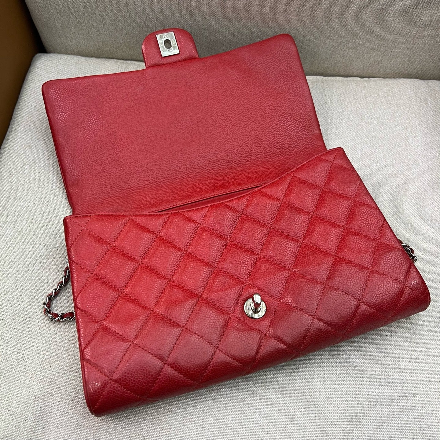 Chanel - Timeless/Classique - Leather - Red - (medium)