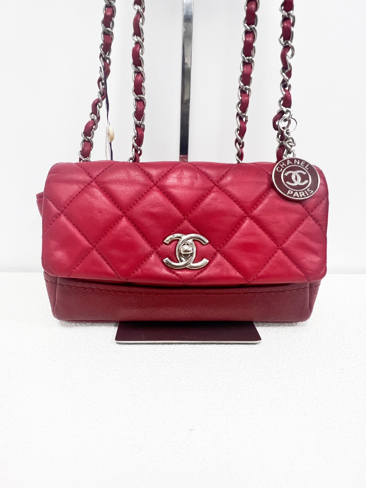 Chanel - Timeless/Classique - Leather - Red - (small)
