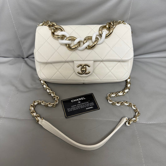 Chanel - Timeless/Classique - Leather - White - (medium)