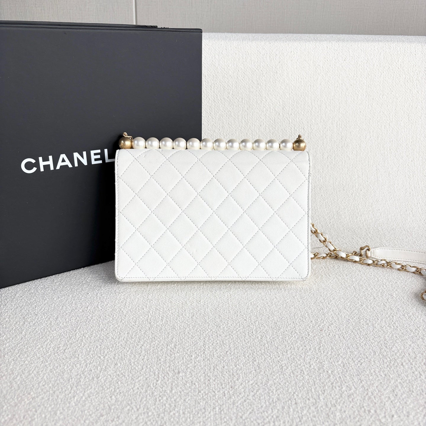 Chanel - Timeless/Classique - Leather - White - (mini)