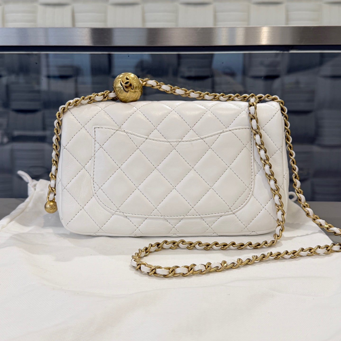 Chanel - Timeless/Classique - Leather - White - (mini)