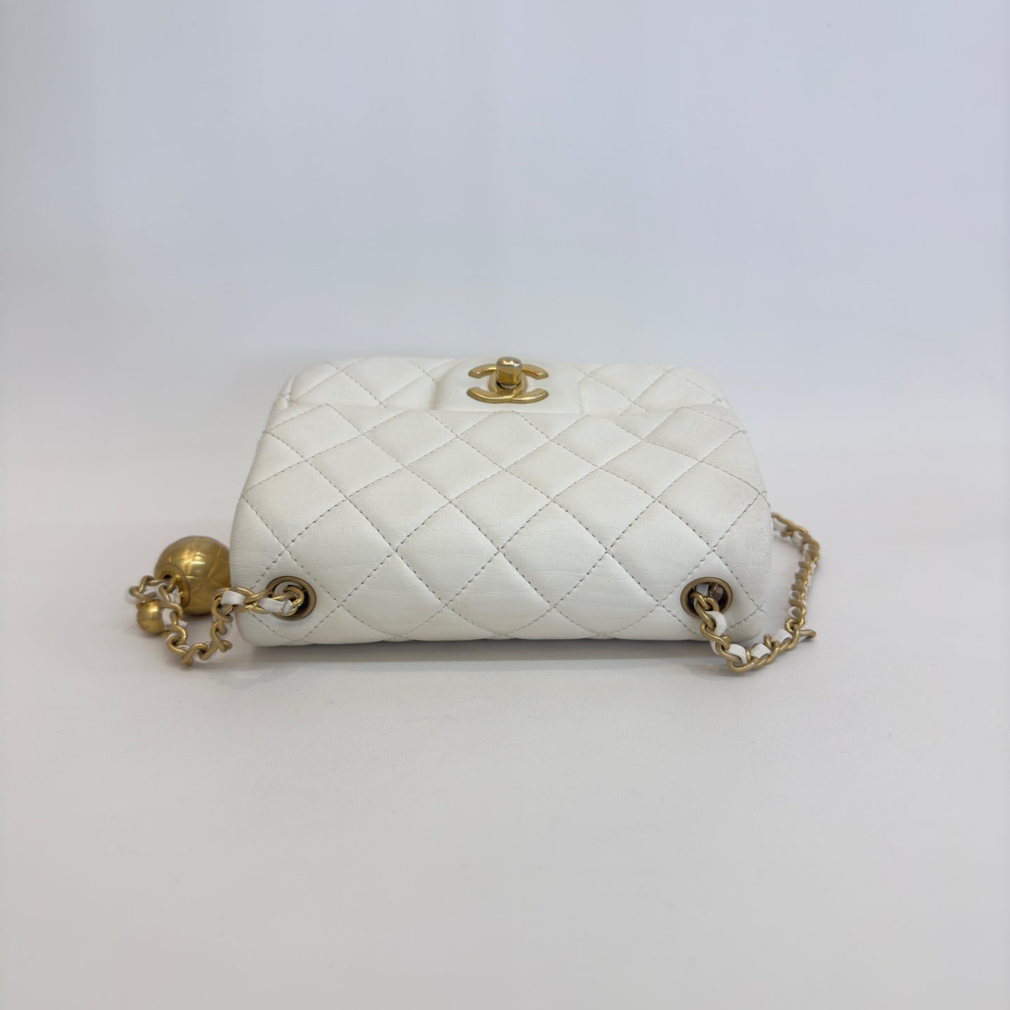 Chanel - Timeless/Classique - Leather - White - (mini)