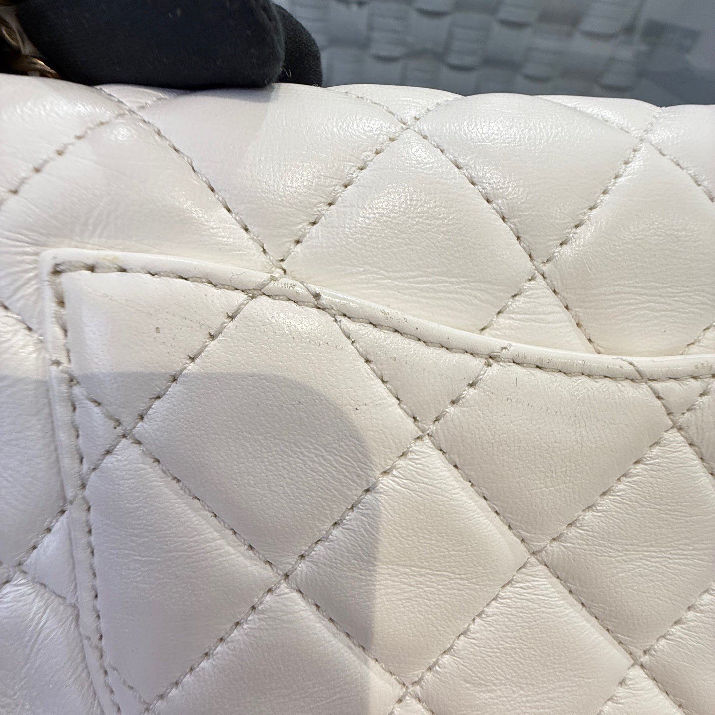 Chanel - Timeless/Classique - Leather - White - (mini)