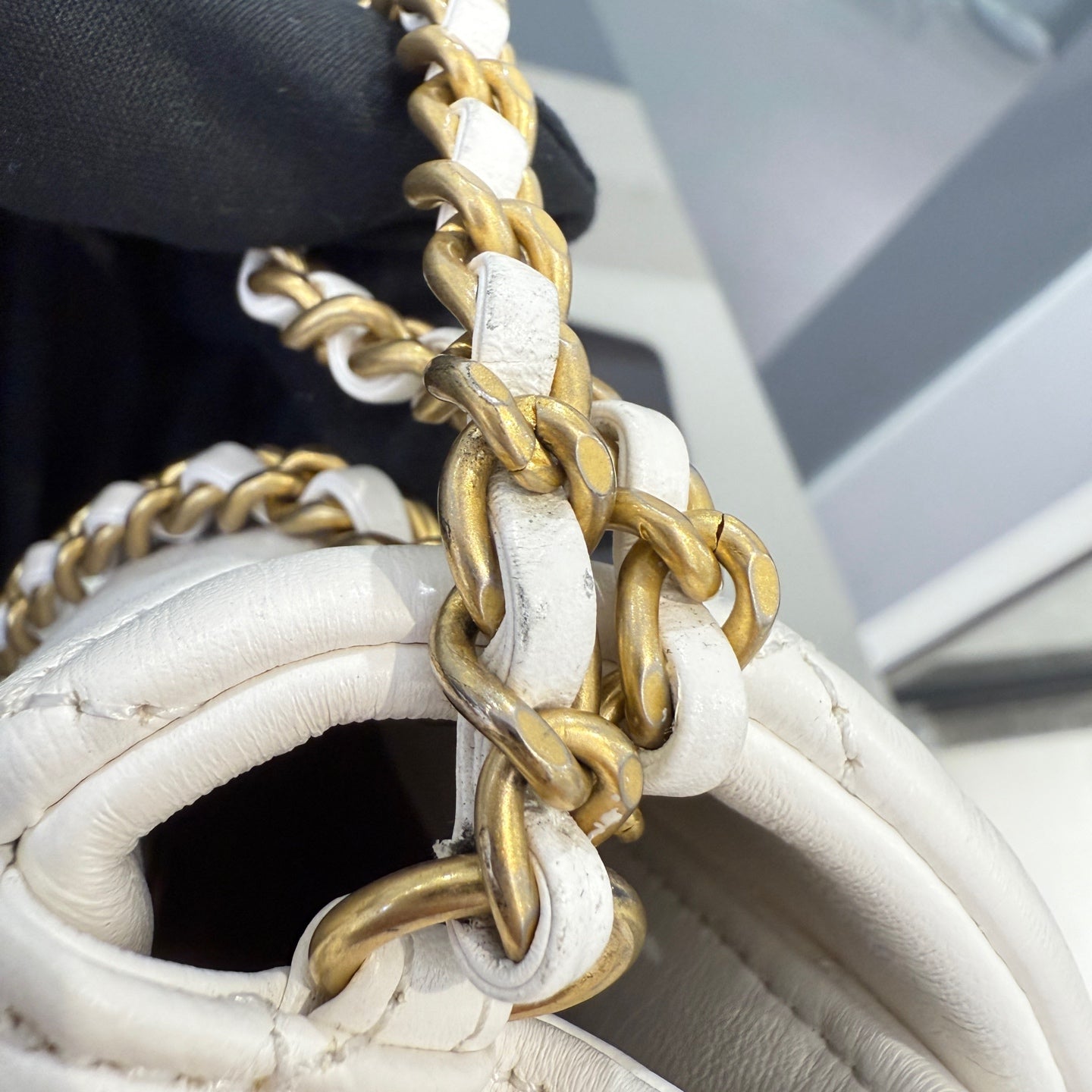 Chanel - Timeless/Classique - Leather - White - (mini)