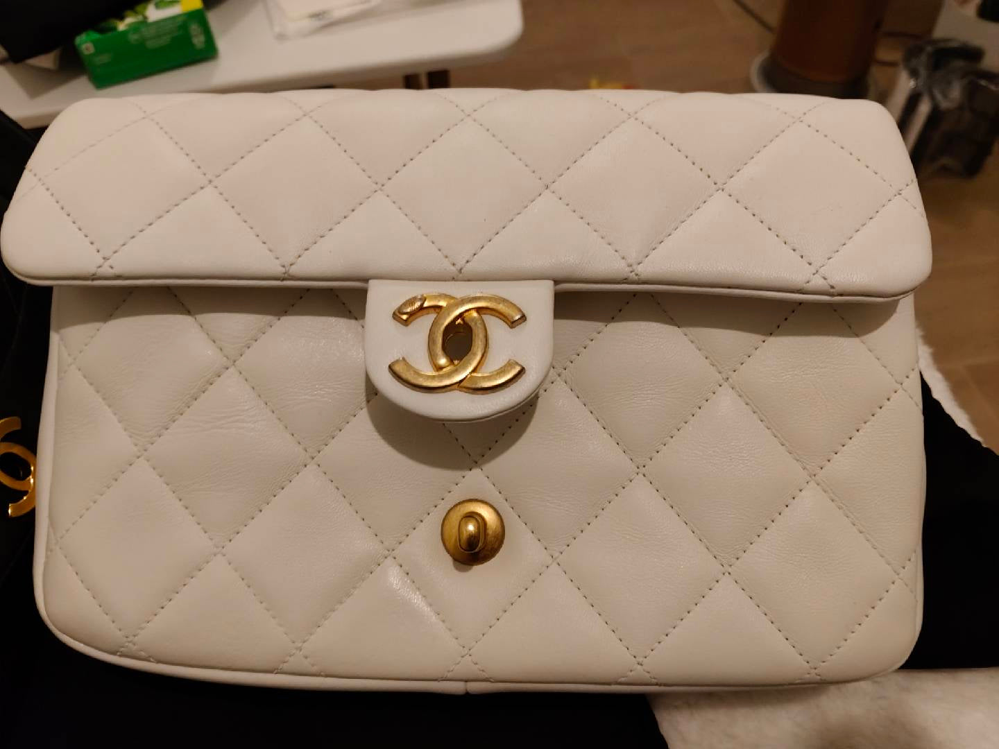 Chanel - Timeless/Classique - Leather - White - (small)