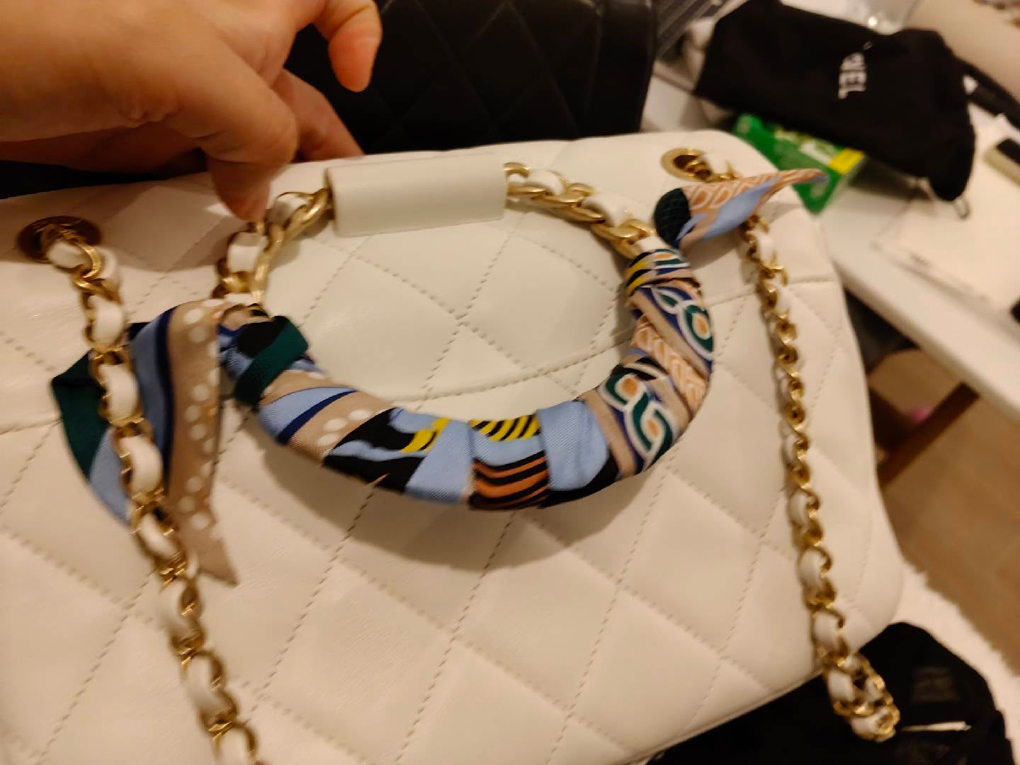 Chanel - Timeless/Classique - Leather - White - (small)