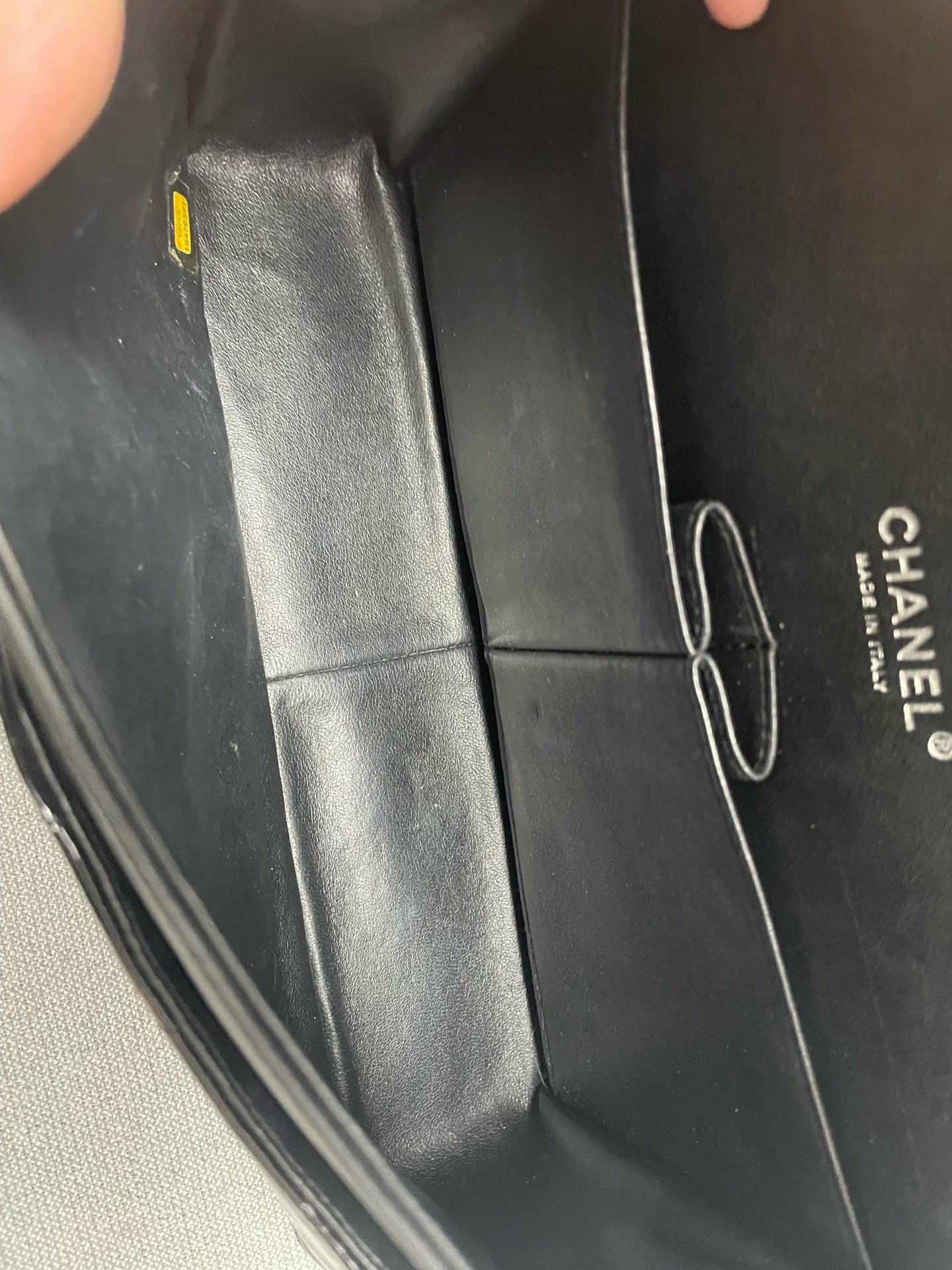 Chanel - Timeless/Classique - Patent leather - Black - (large)