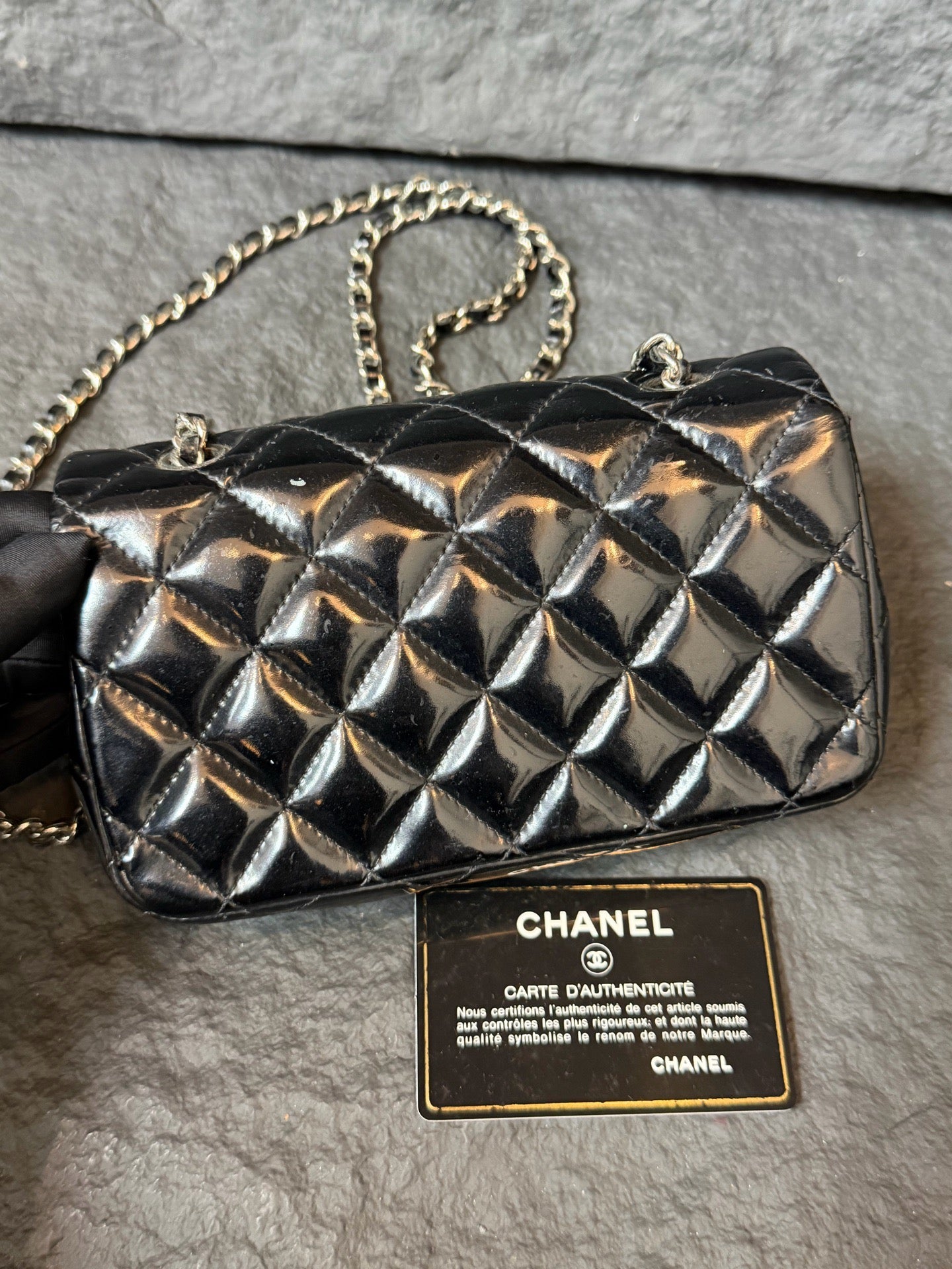 Chanel - Timeless/Classique - Patent leather - Black - (mini)