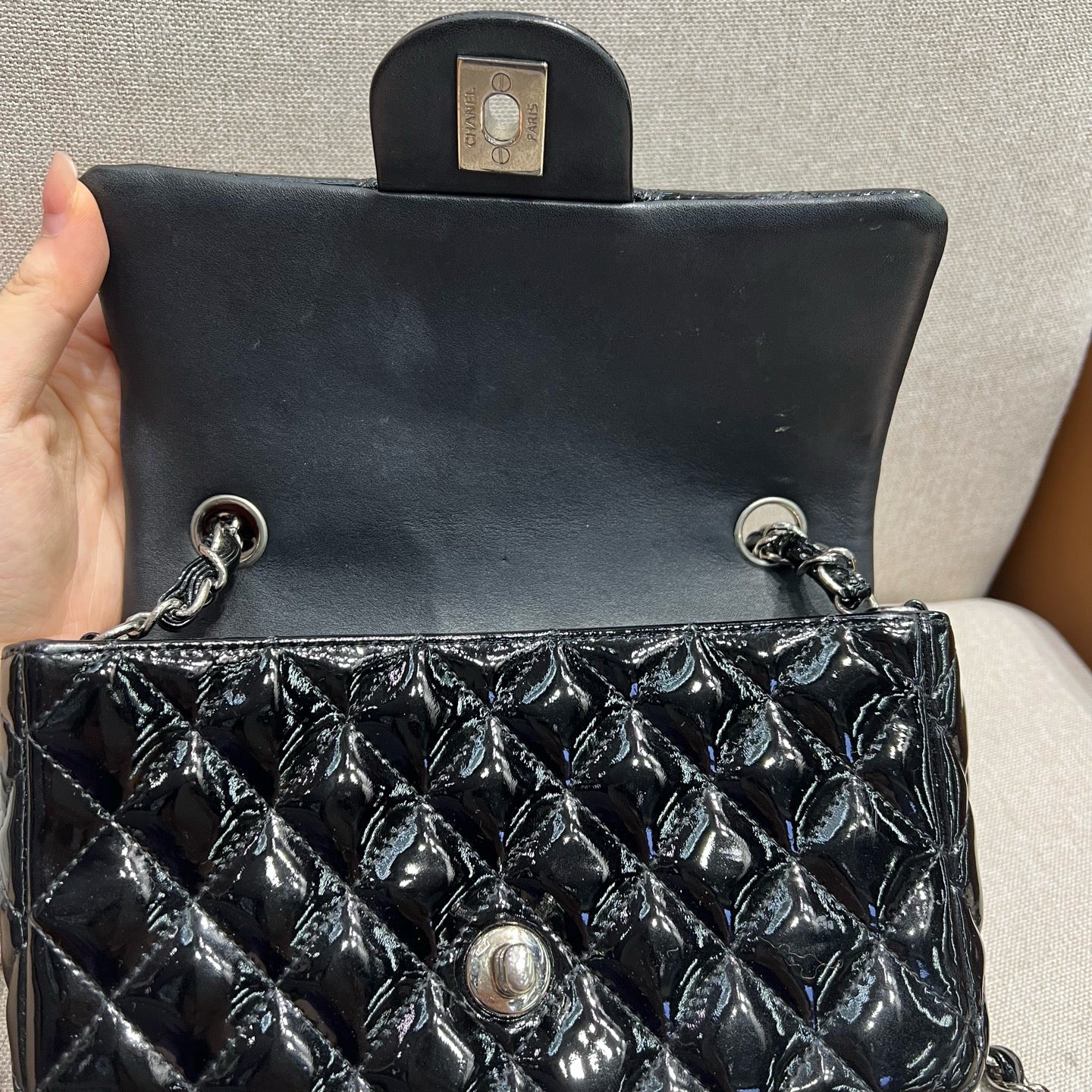 Chanel - Timeless/Classique - Patent leather - Black - (mini)