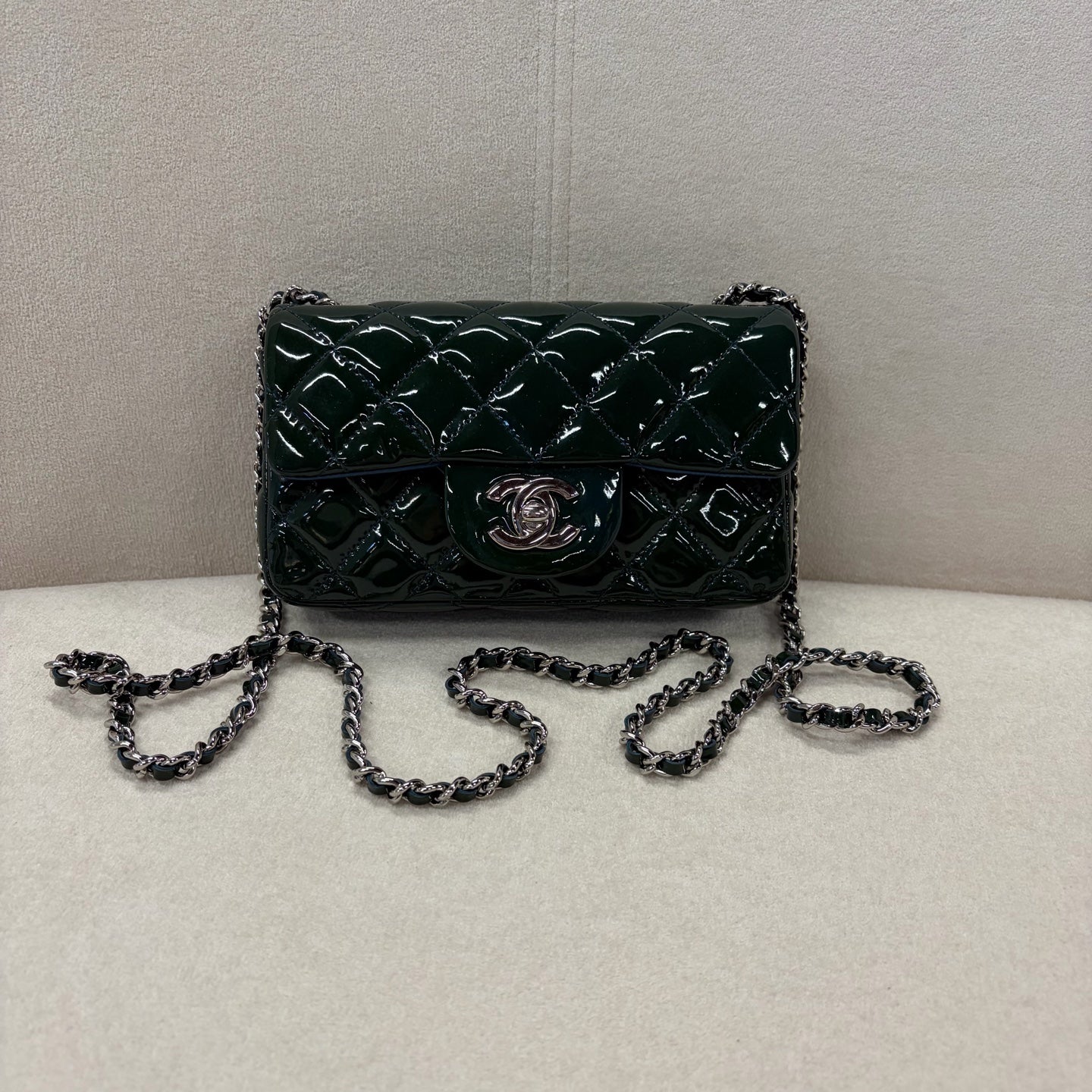 Chanel - Timeless/Classique - Patent leather - Green - (mini)