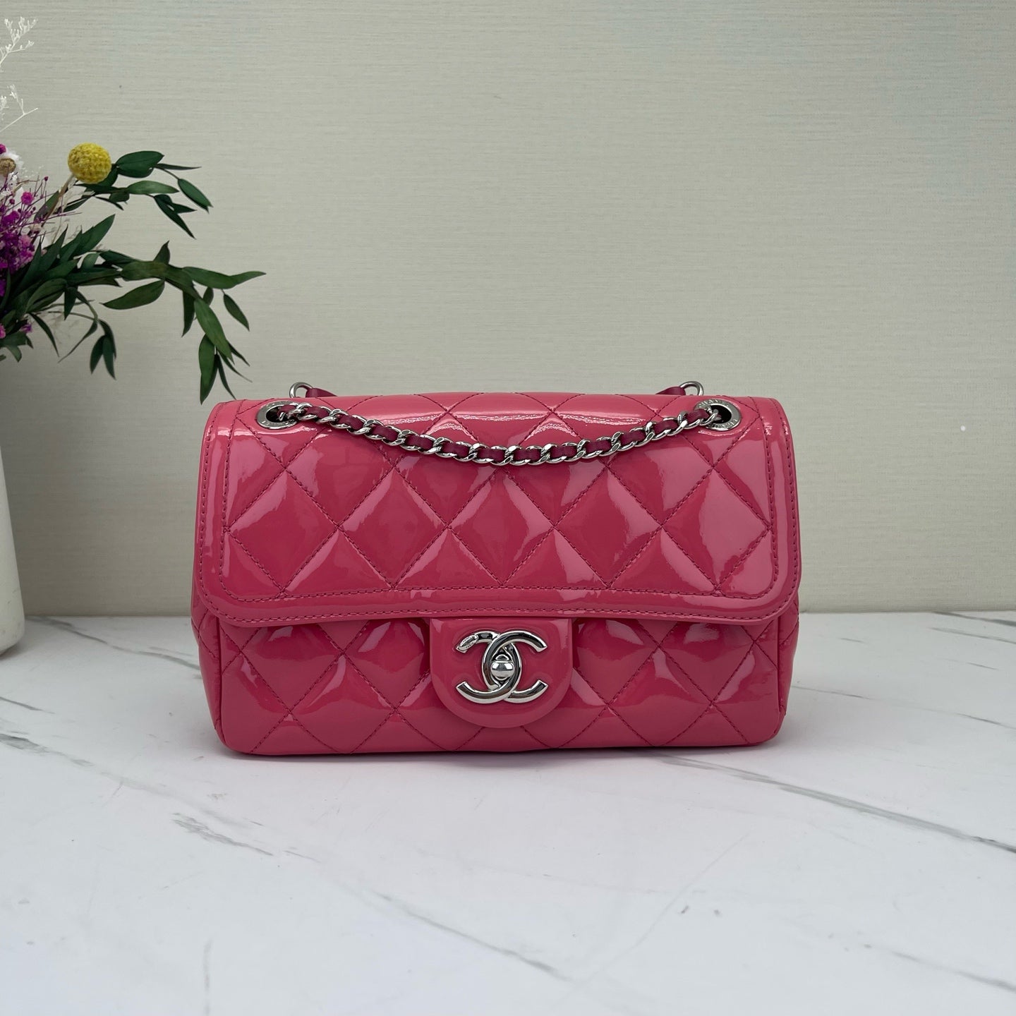 Chanel - Timeless/Classique - Patent leather - Pink - (mini)