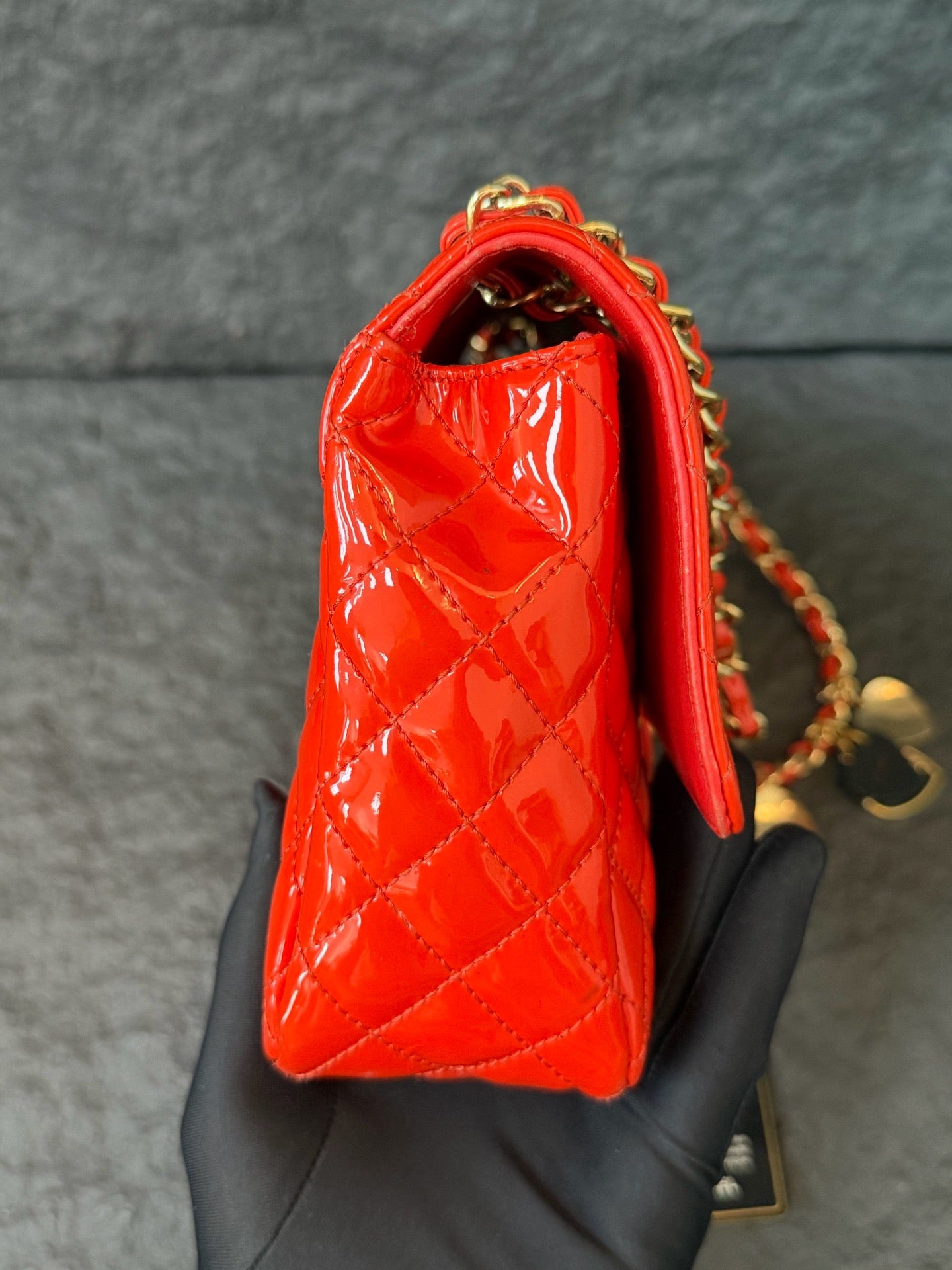Chanel - Timeless/Classique - Patent leather - Red - (medium)