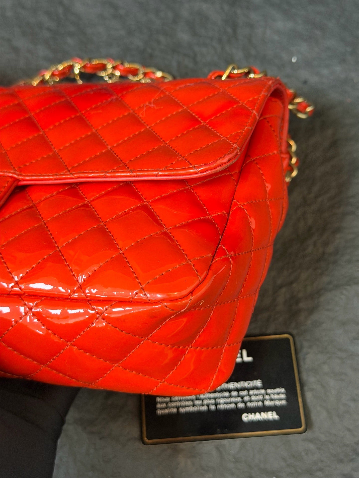 Chanel - Timeless/Classique - Patent leather - Red - (medium)