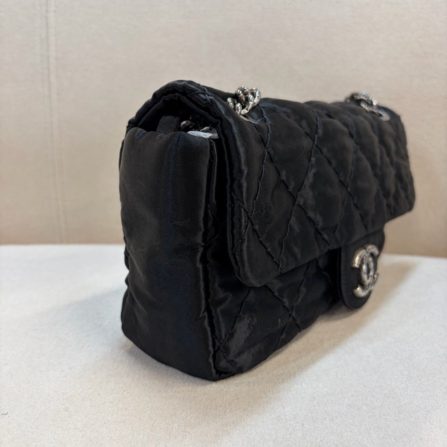 Chanel - Timeless/Classique - Silk - Black - (medium)