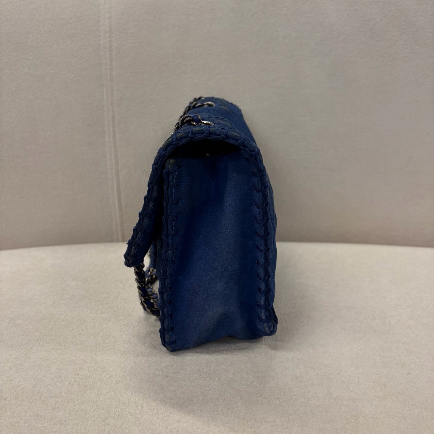 Chanel - Timeless/Classique - Suede - Blue - (medium)