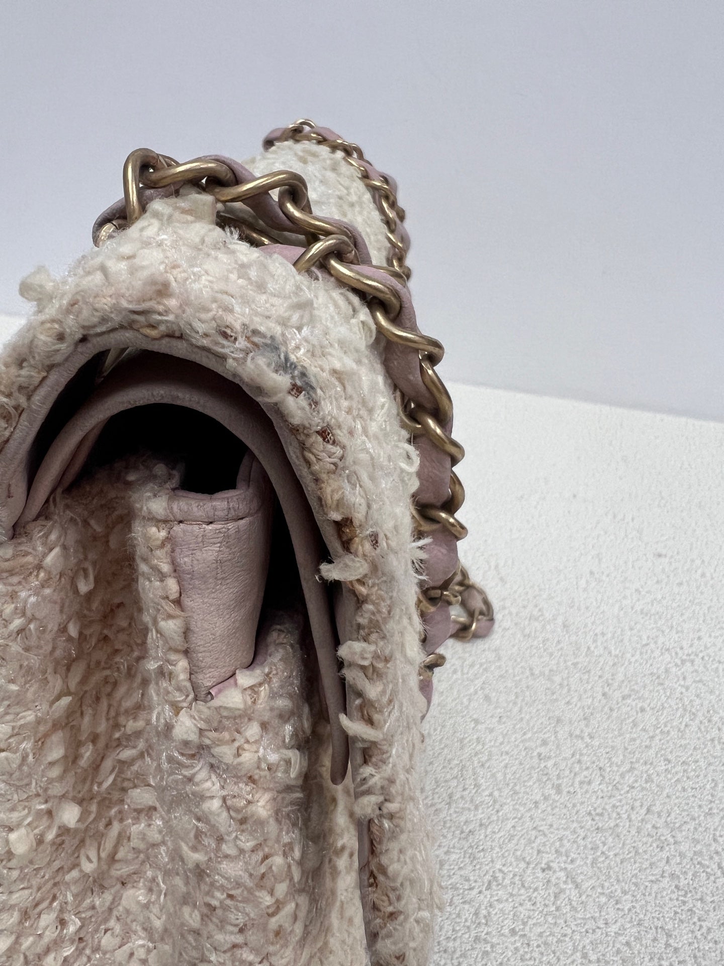 Chanel - Timeless/Classique - Tweed - Beige - (medium)