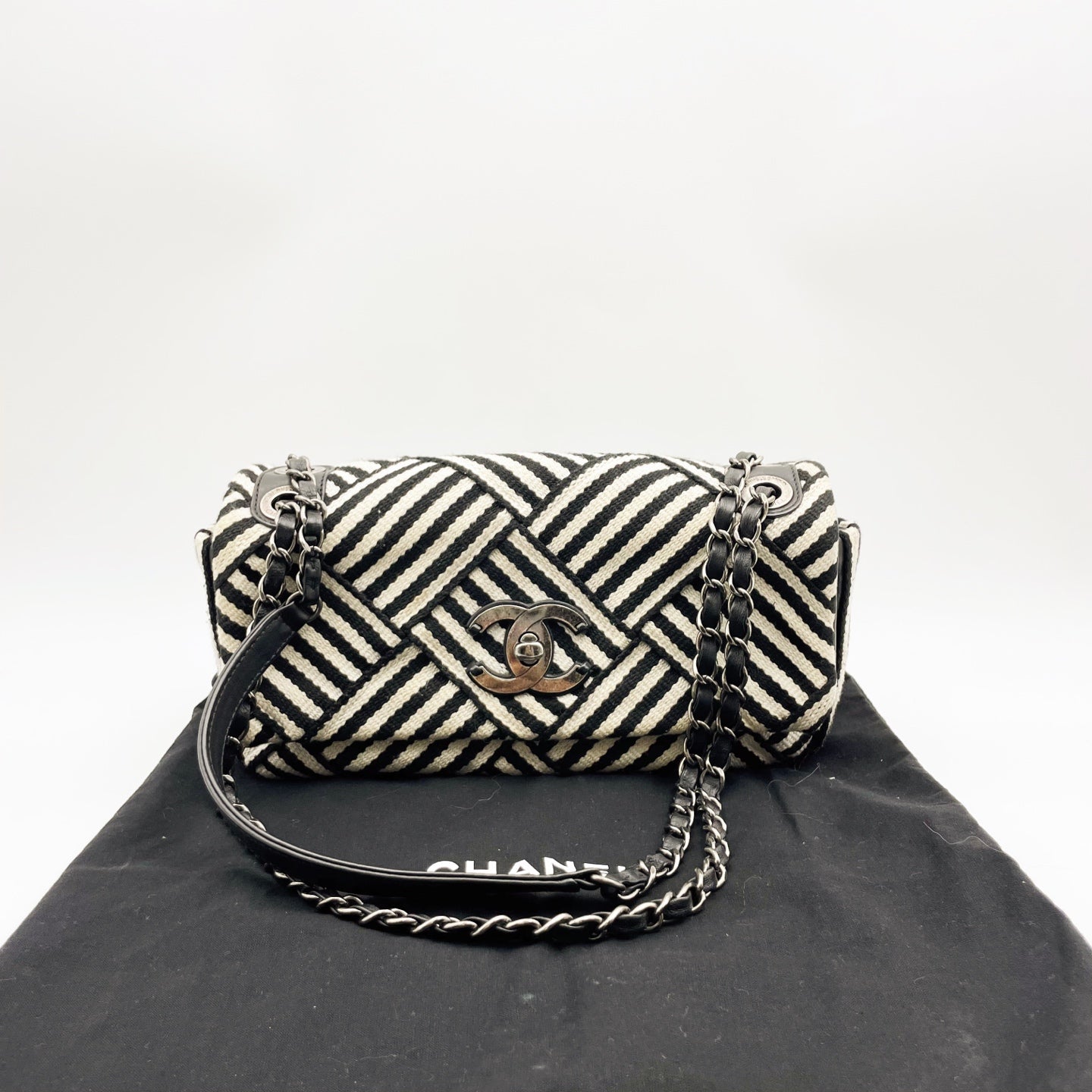 Chanel - Timeless/Classique - Wool - Multicolour - (medium)