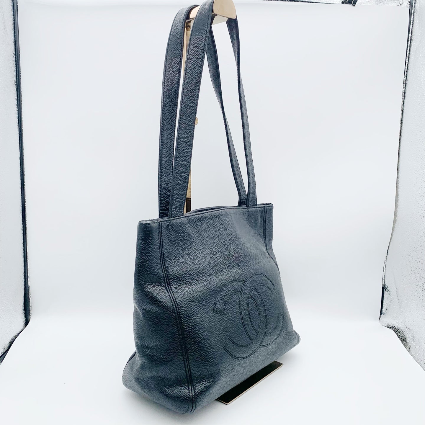 Chanel - Tote Bag - Leather - Black - (small)