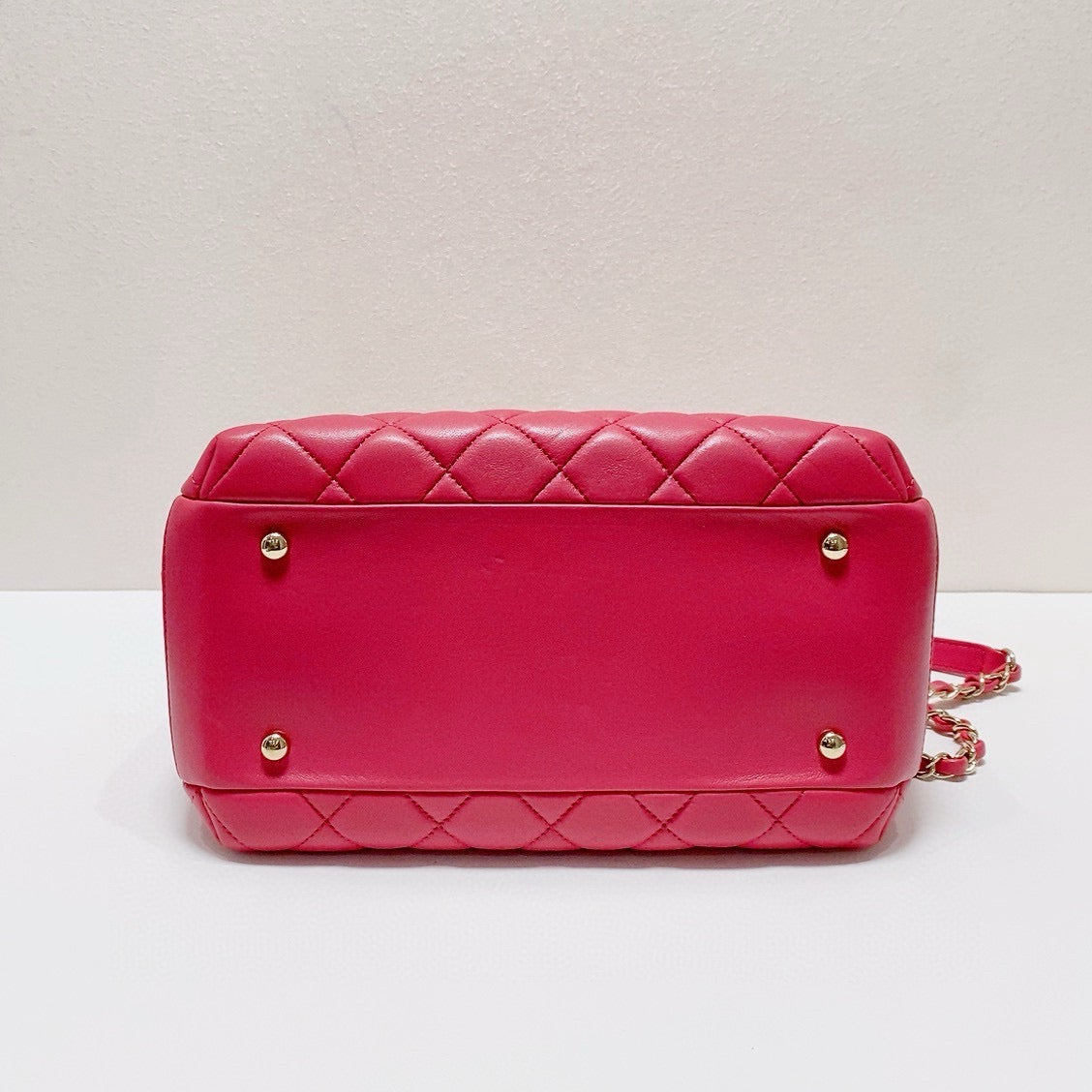 Chanel - Trendy CC Bowling Bag - Lambskin leather - Pink with Gold-Tone Hardware - (medium)