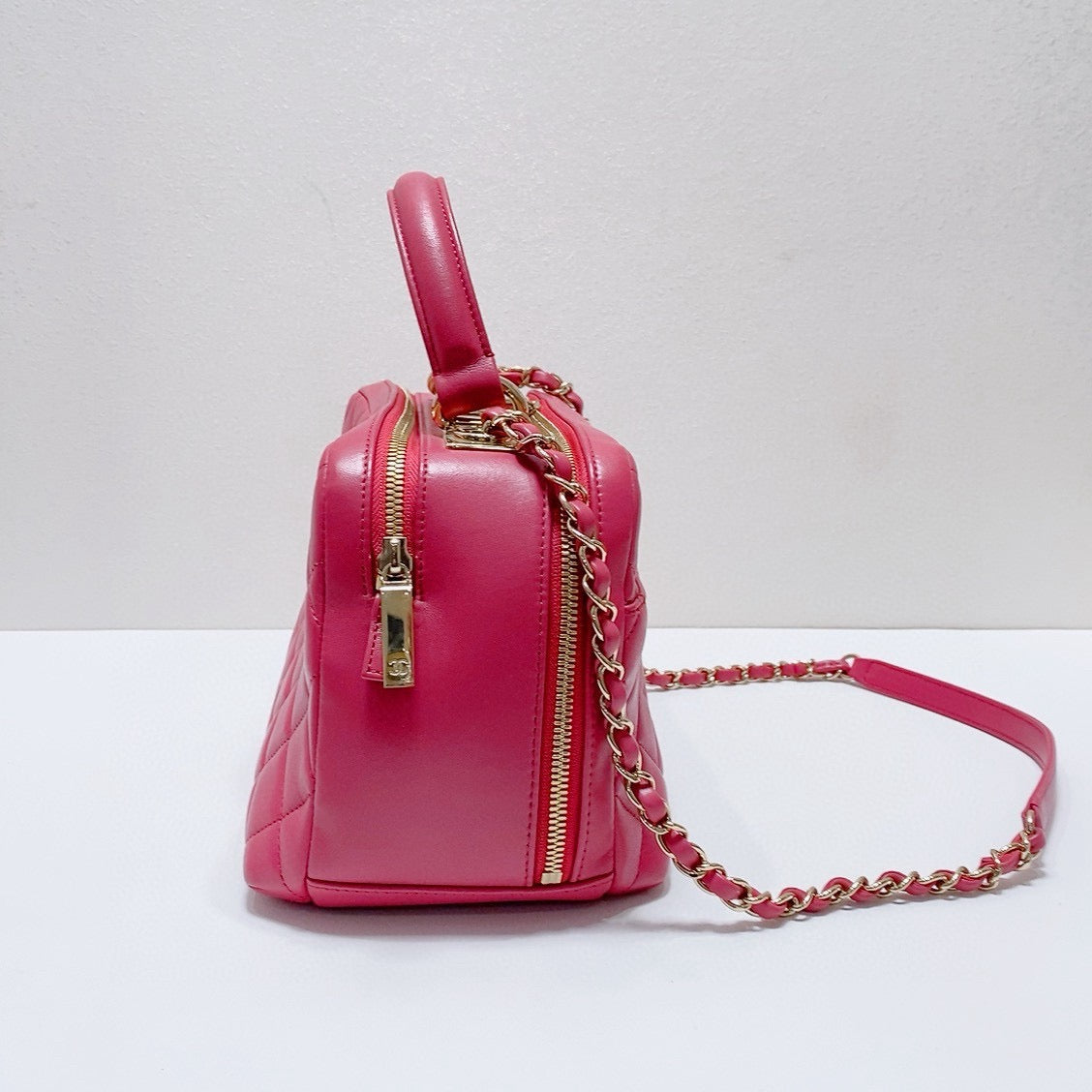 Chanel - Trendy CC Bowling Bag - Lambskin leather - Pink with Gold-Tone Hardware - (medium)
