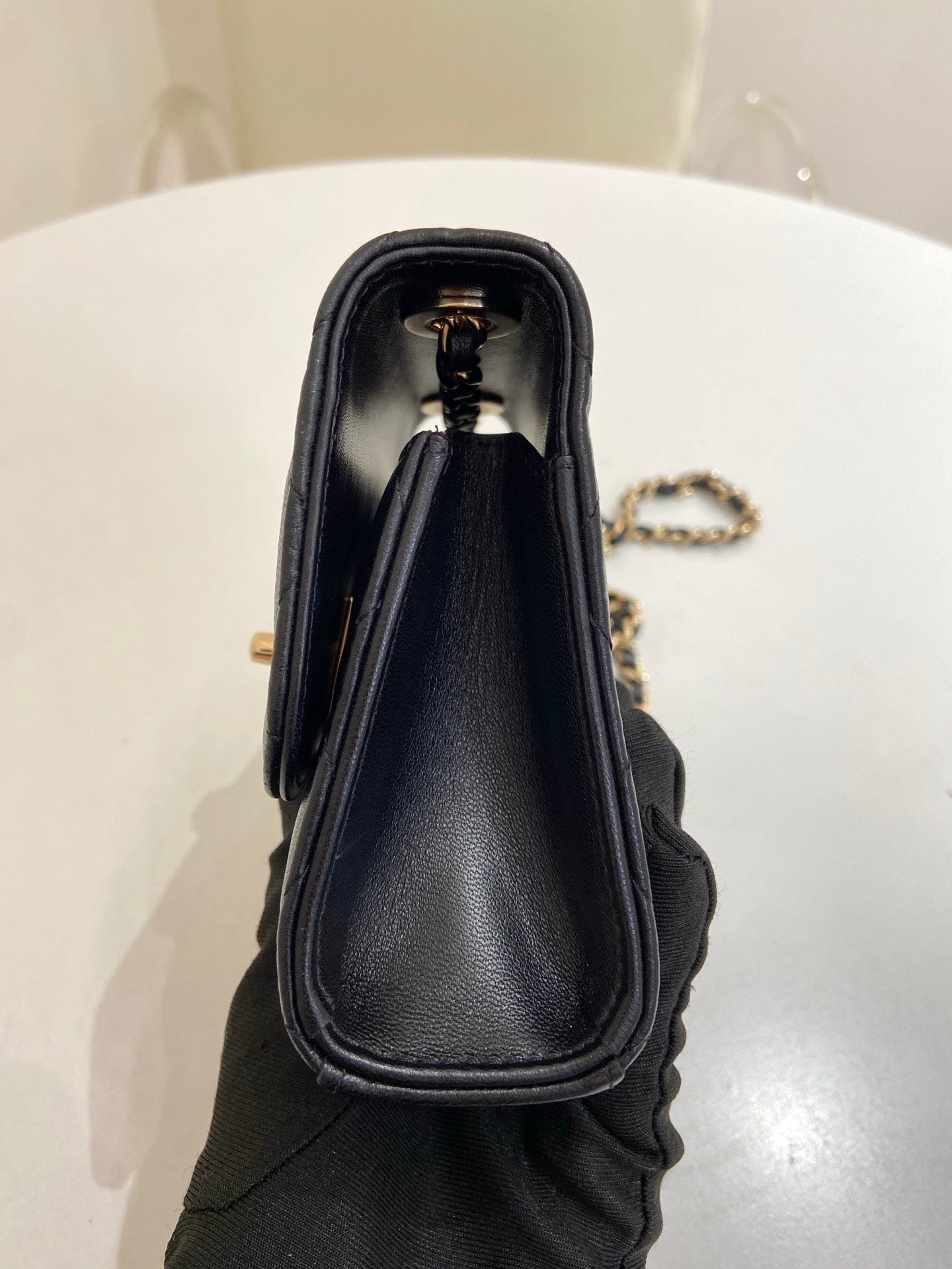 Chanel - Trendy CC Chain Bag - Leather - Black - (mini)