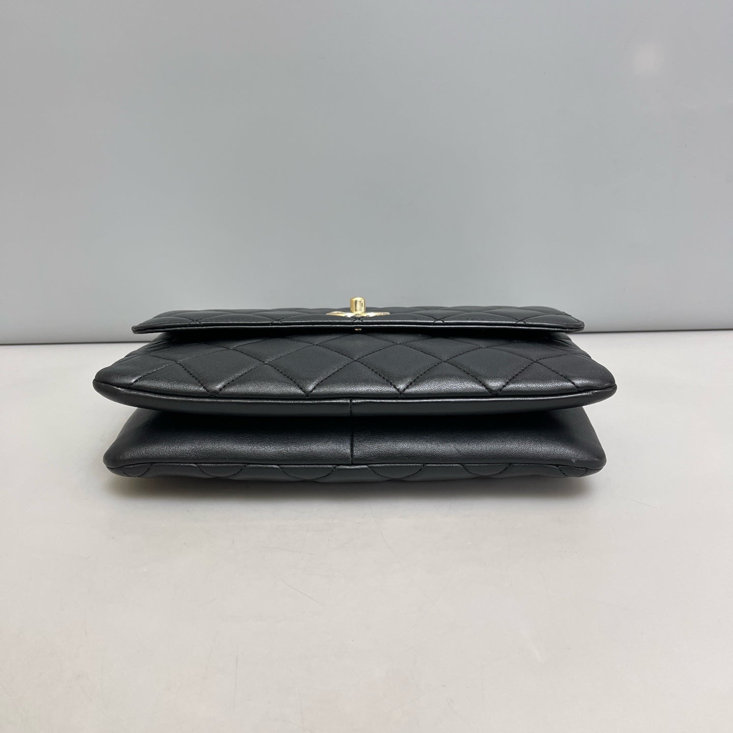 Chanel - Trendy CC - Leather - Black - (medium)