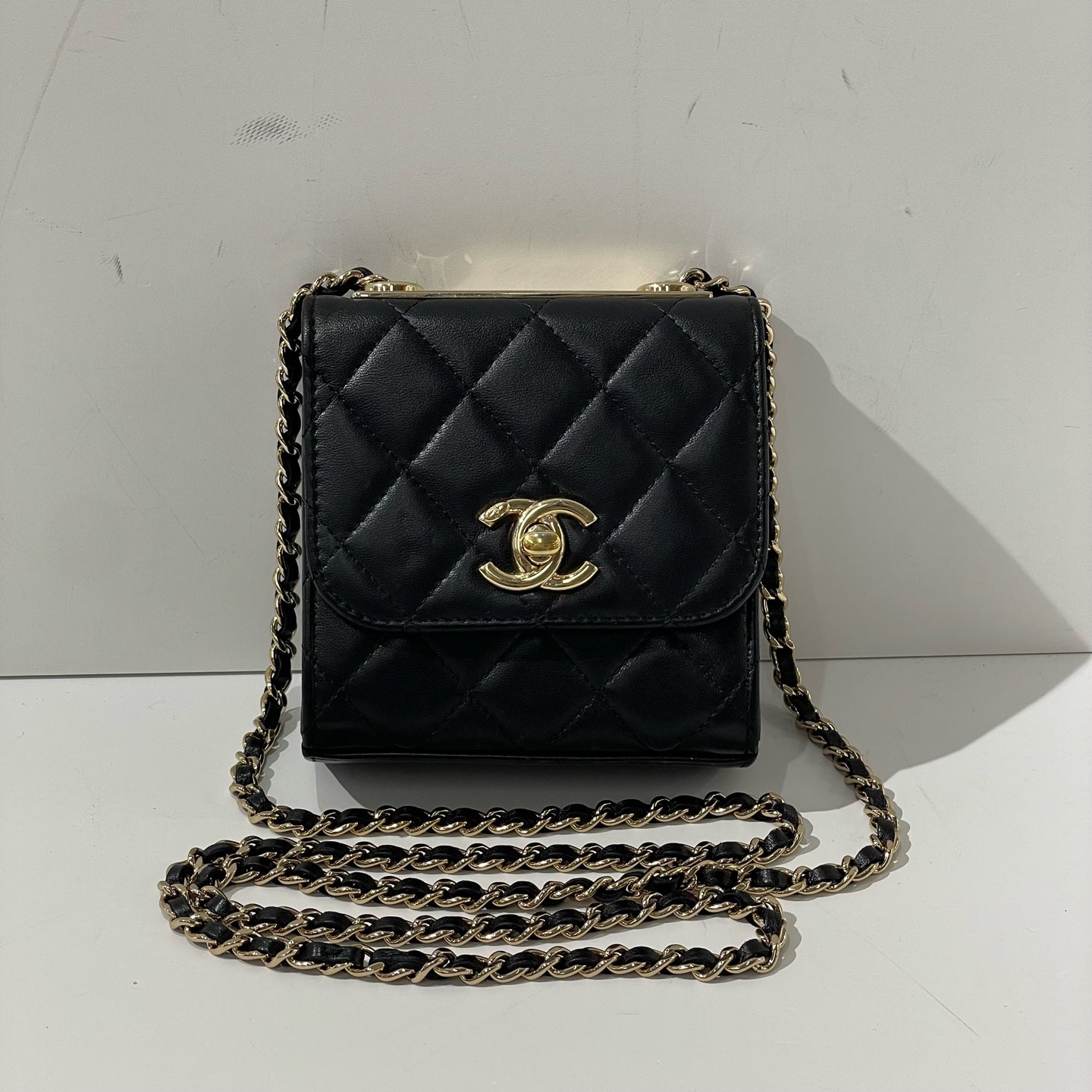 Chanel - Trendy CC - Leather - Black - (mini)
