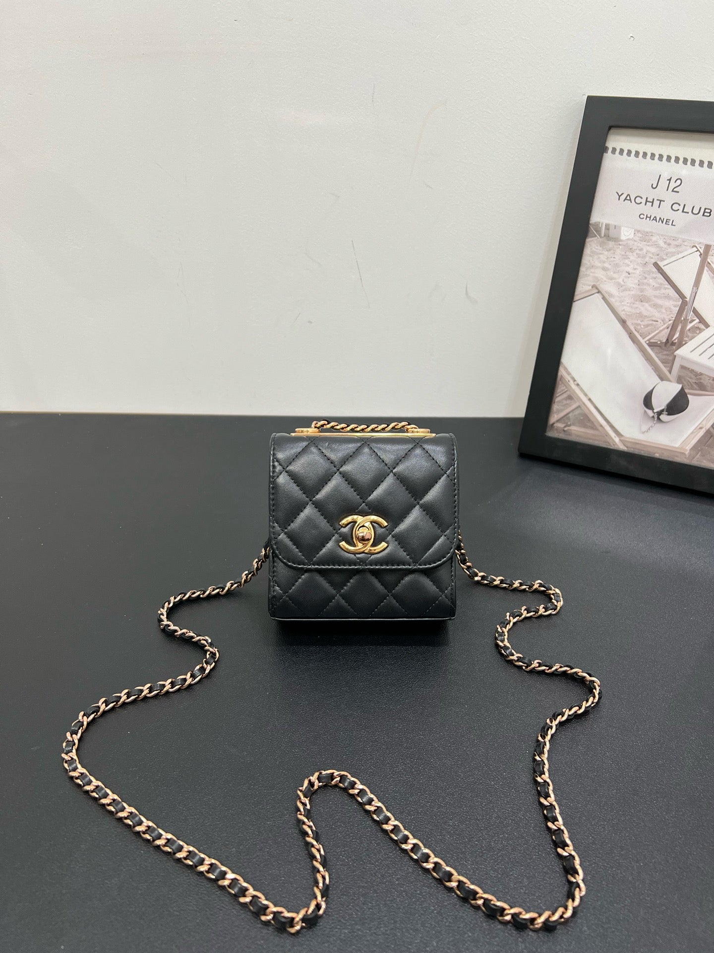 Chanel - Trendy CC - Leather - Black - (mini)