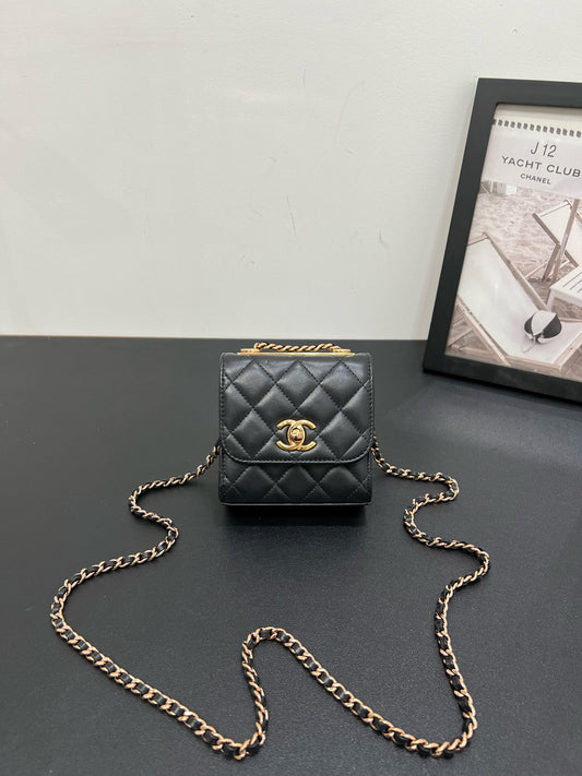 Chanel - Trendy CC - Leather - Black - (mini)