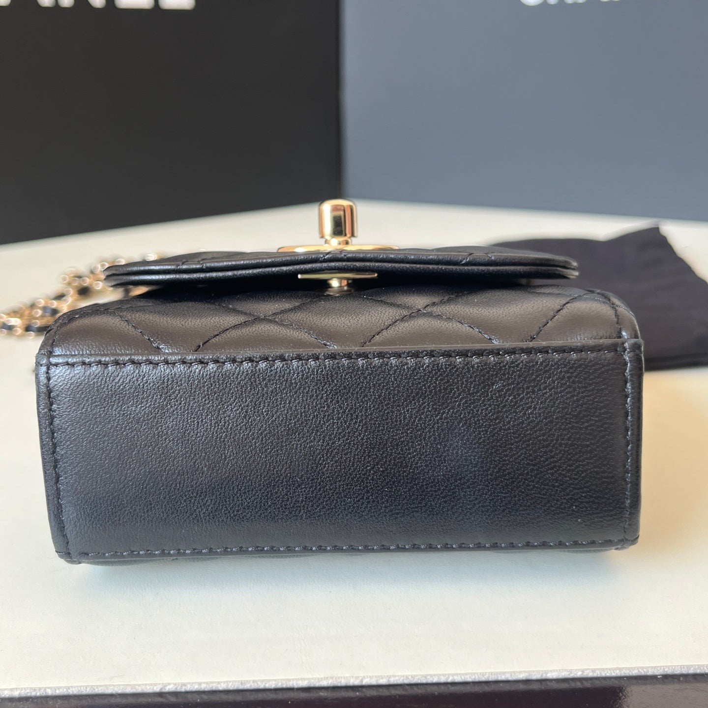 Chanel - Trendy CC - Leather - Black - (mini)