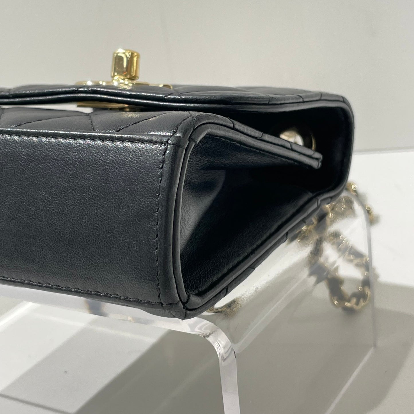 Chanel - Trendy CC - Leather - Black - (mini)