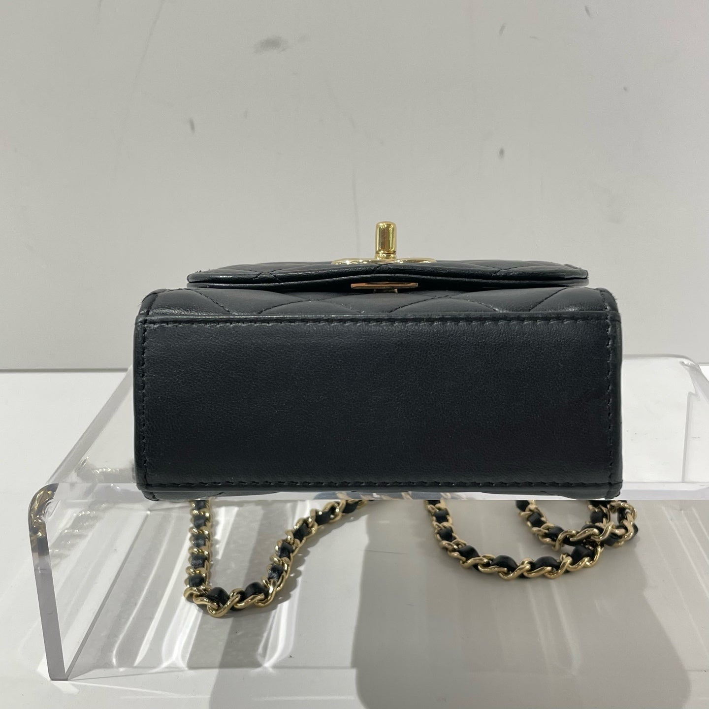 Chanel - Trendy CC - Leather - Black - (mini)