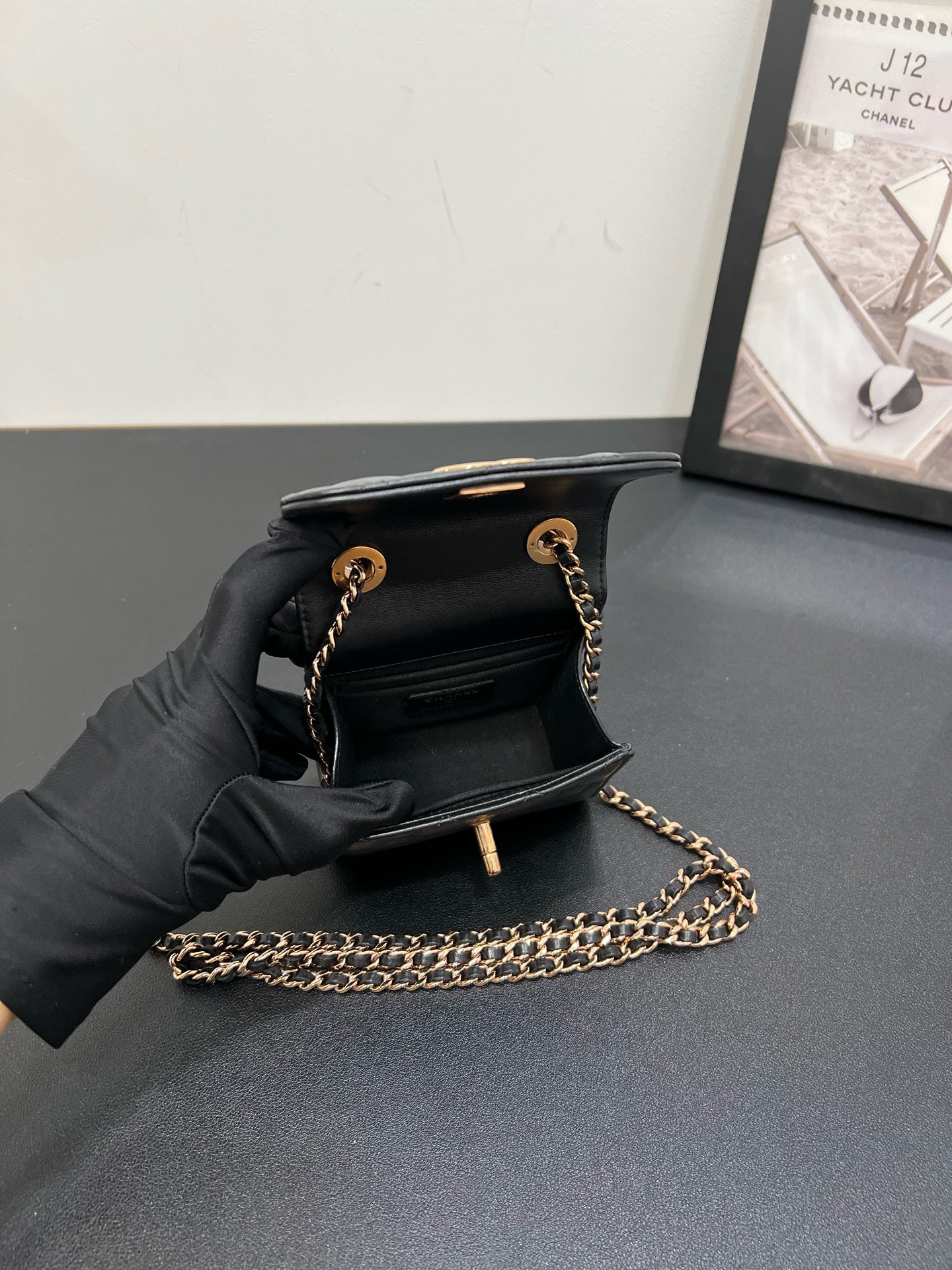 Chanel - Trendy CC - Leather - Black - (mini)
