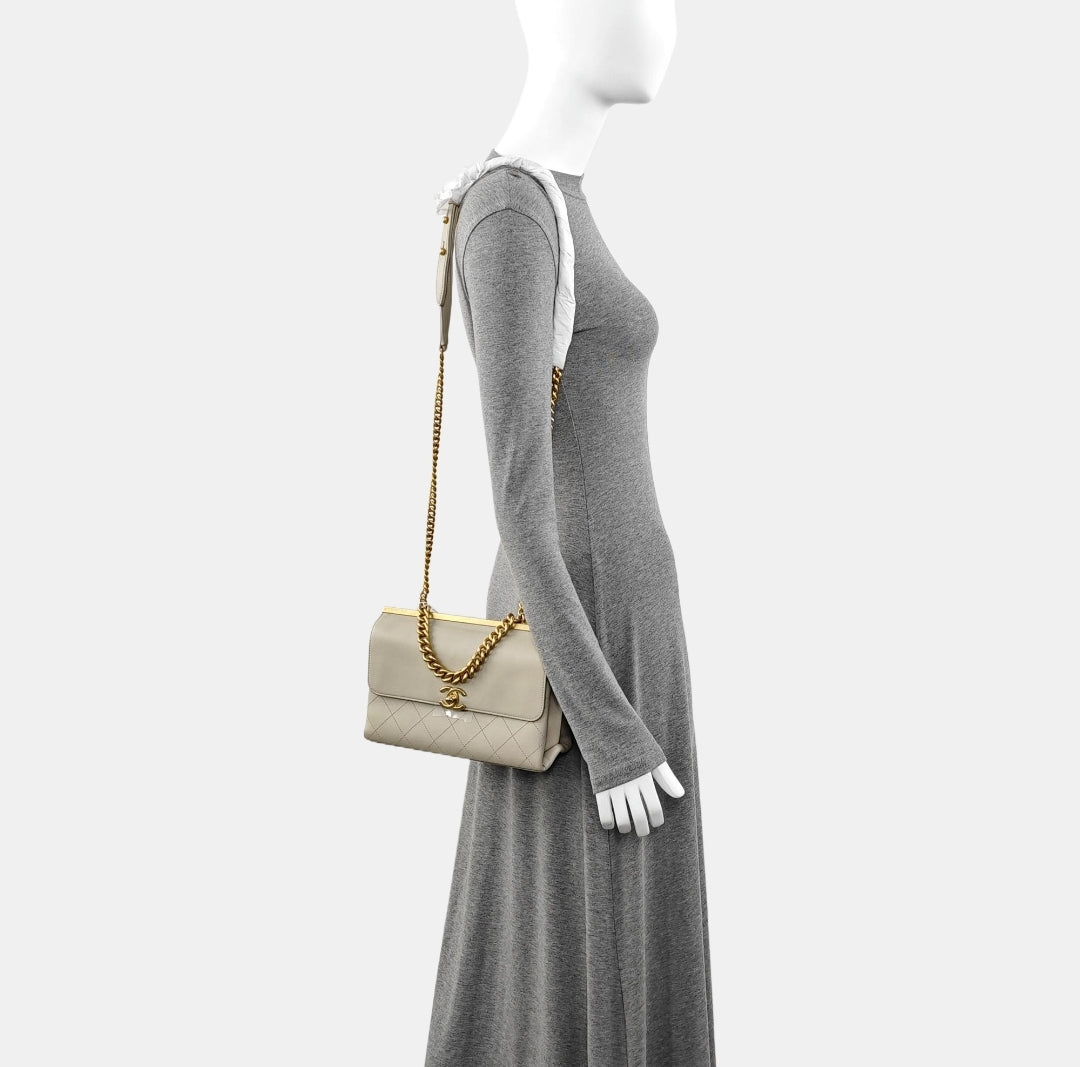 Chanel - Trendy CC - Leather - Grey - (Small)