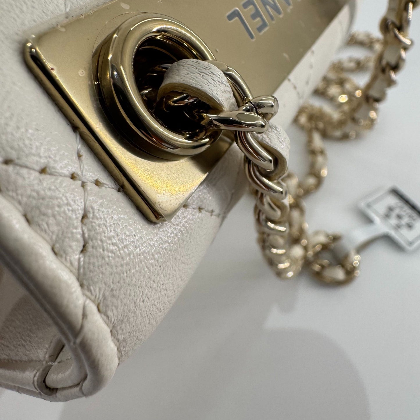 Chanel - Trendy CC Mini Chain Bag - Lambskin leather - White - (mini)
