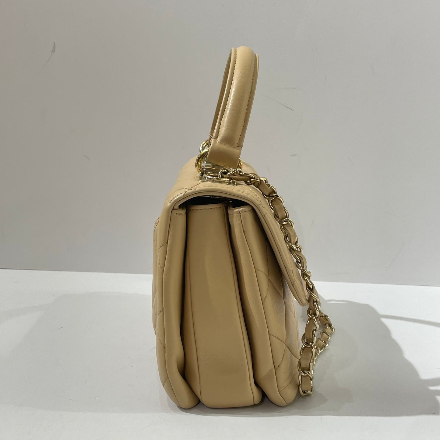 Chanel - Trendy CC Top Handle Flap Bag - Lambskin leather - Yellow - (small)