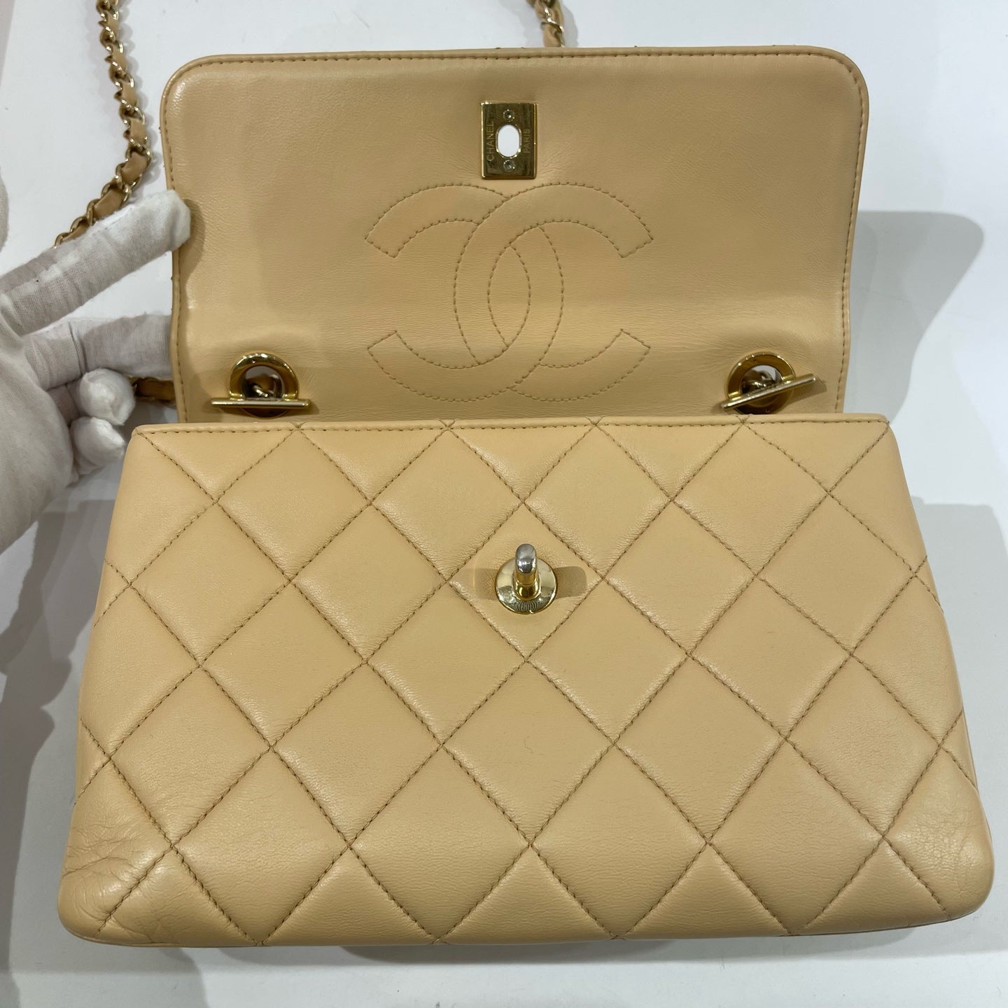 Chanel - Trendy CC Top Handle Flap Bag - Lambskin leather - Yellow - (small)