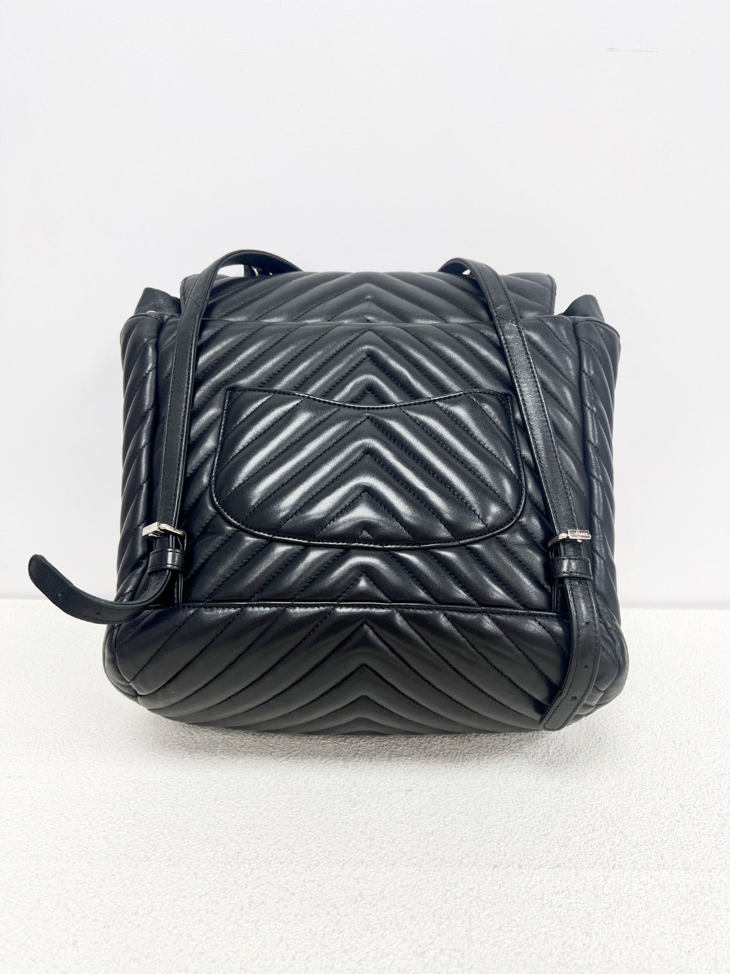 Chanel - Urban Spirit - Leather - Black - (medium)