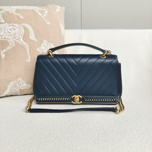 Chanel - V-Stitch Top Handle Flap Bag - Cowhide leather - Grey-blue with Gold-Tone Hardware - (small)