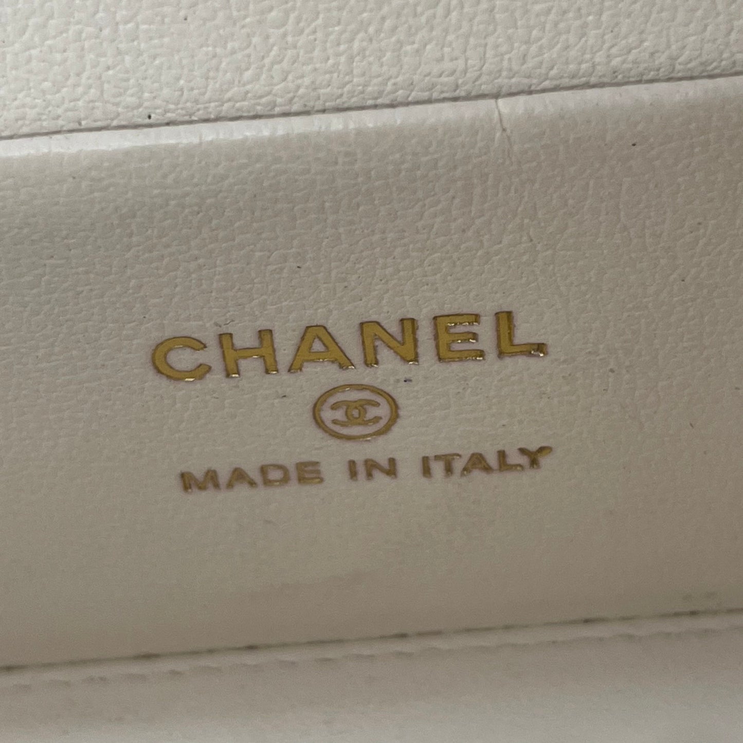 Chanel - Vanity Case - Leather - White