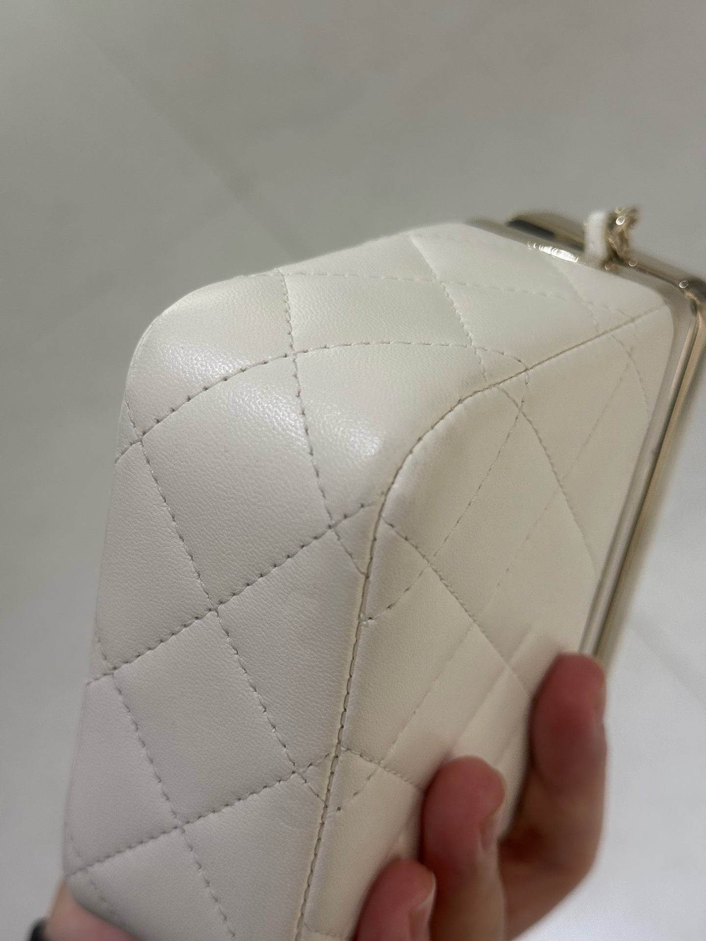 Chanel - Vanity Case - Leather - White